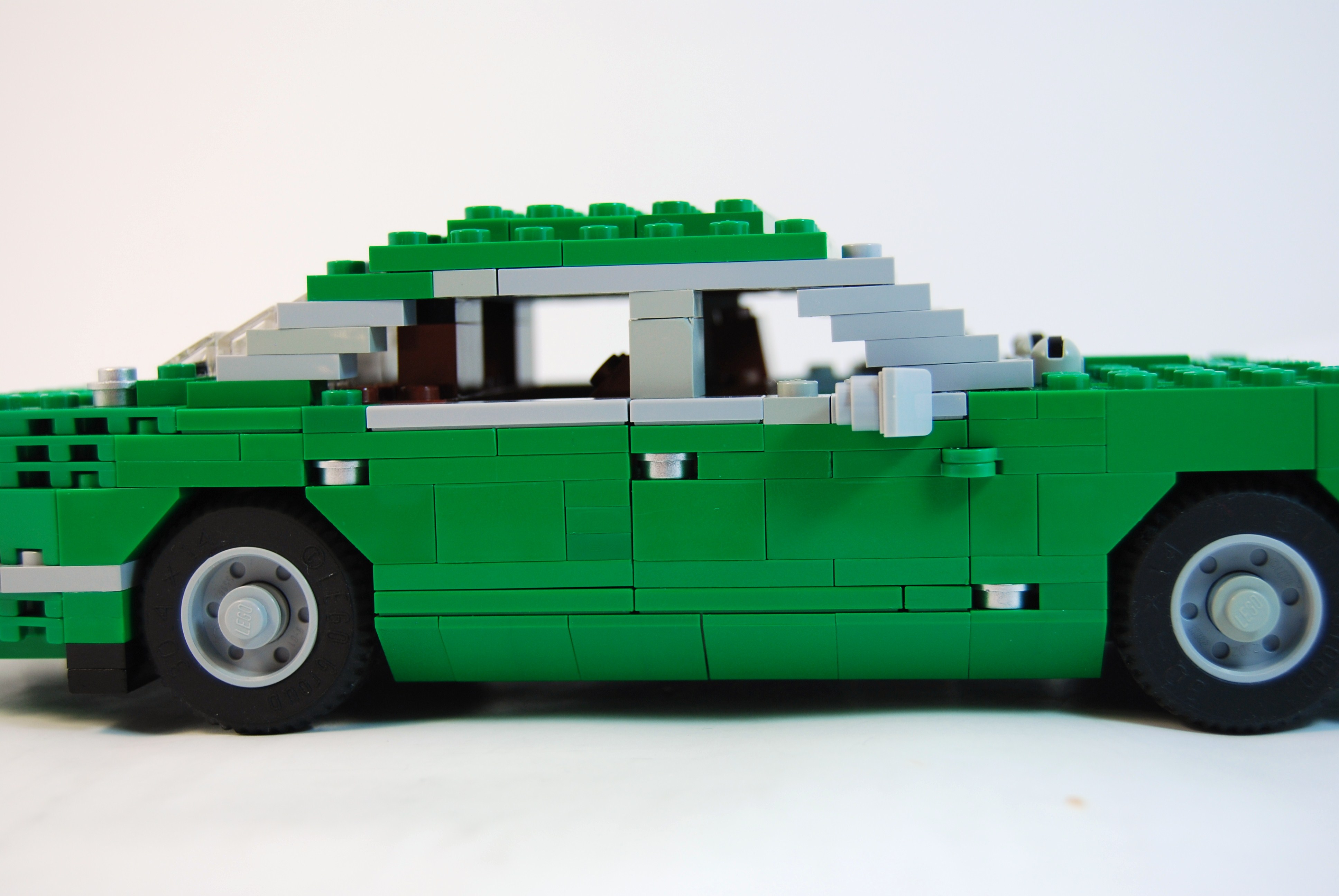 jaguar_xj_series_1_28.jpg