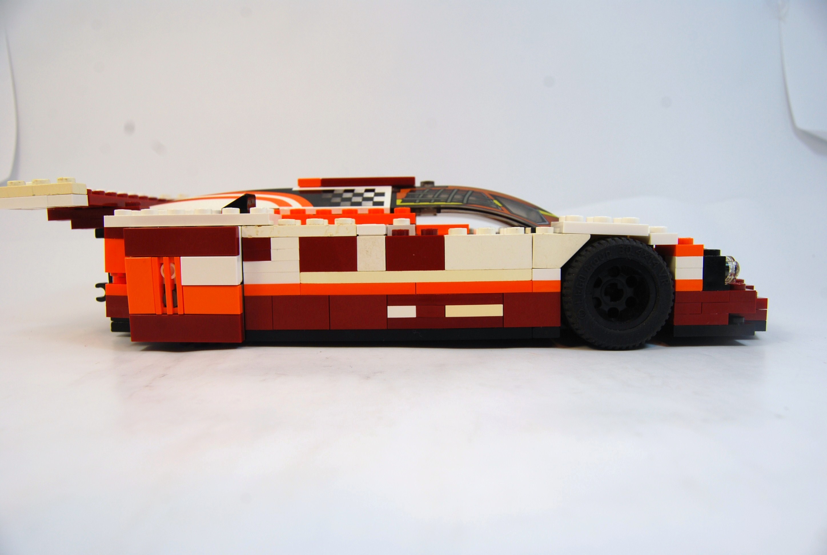 jaguar_xjr9_racer_01.jpg