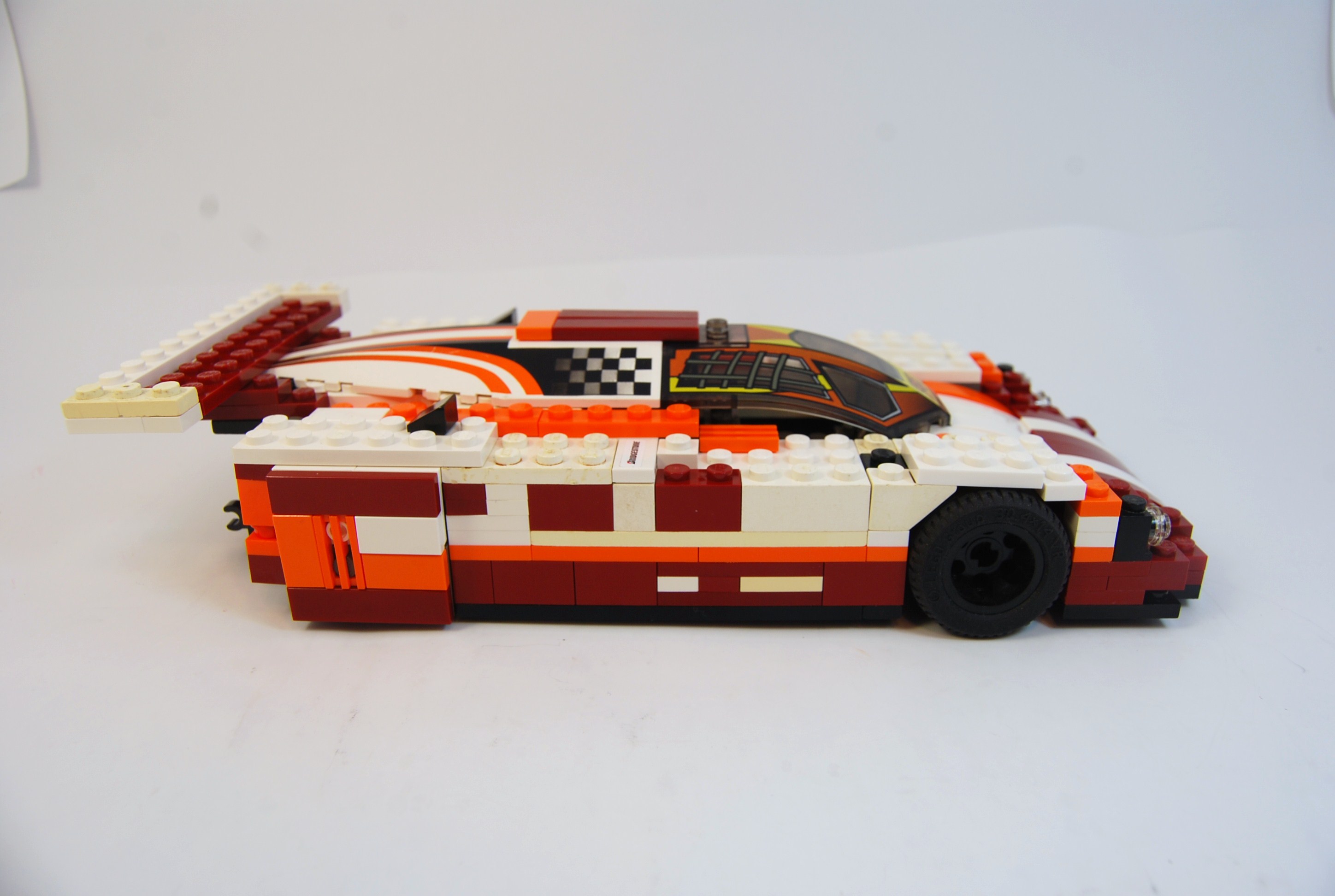 jaguar_xjr9_racer_02.jpg