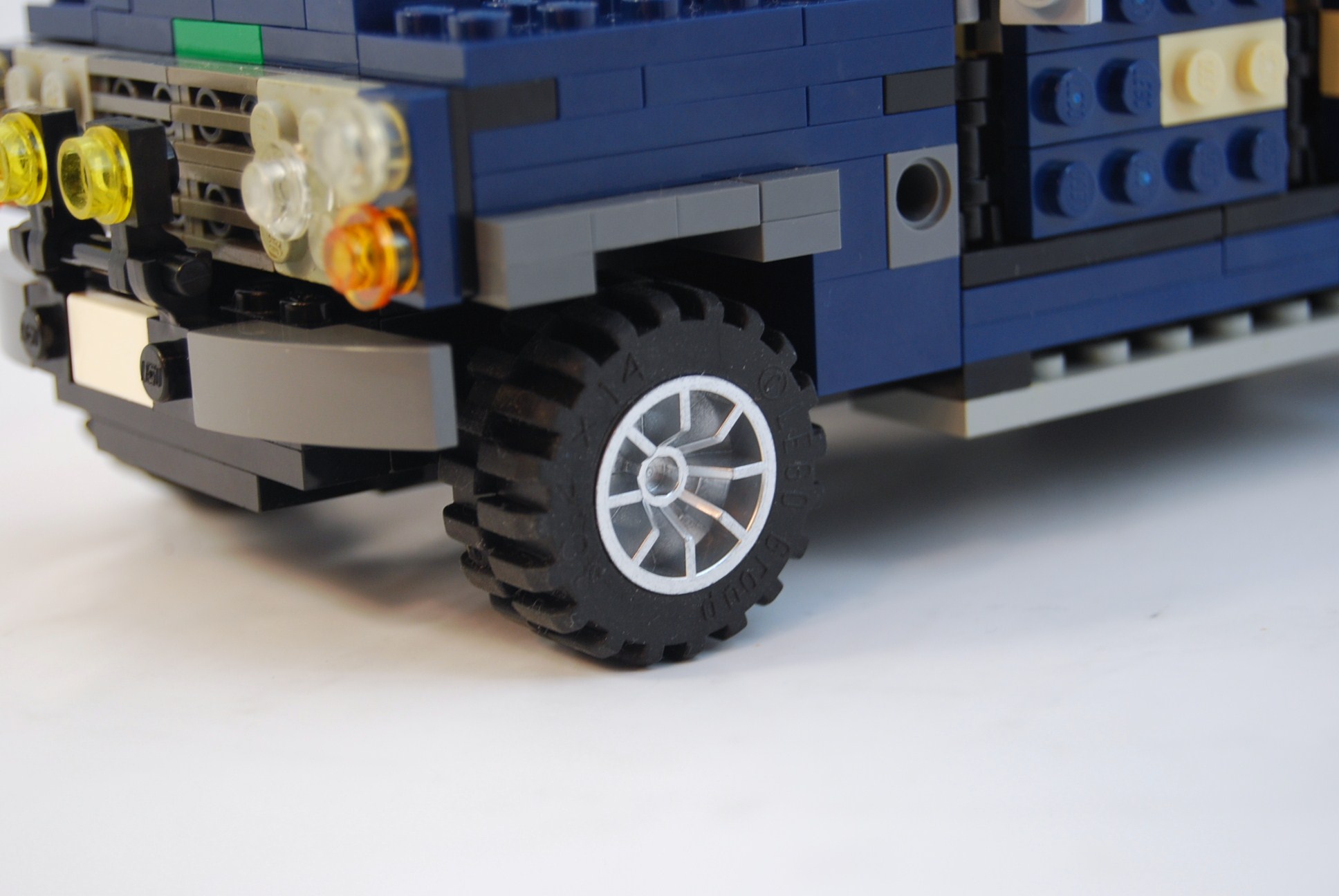 landrover_defender_47.jpg