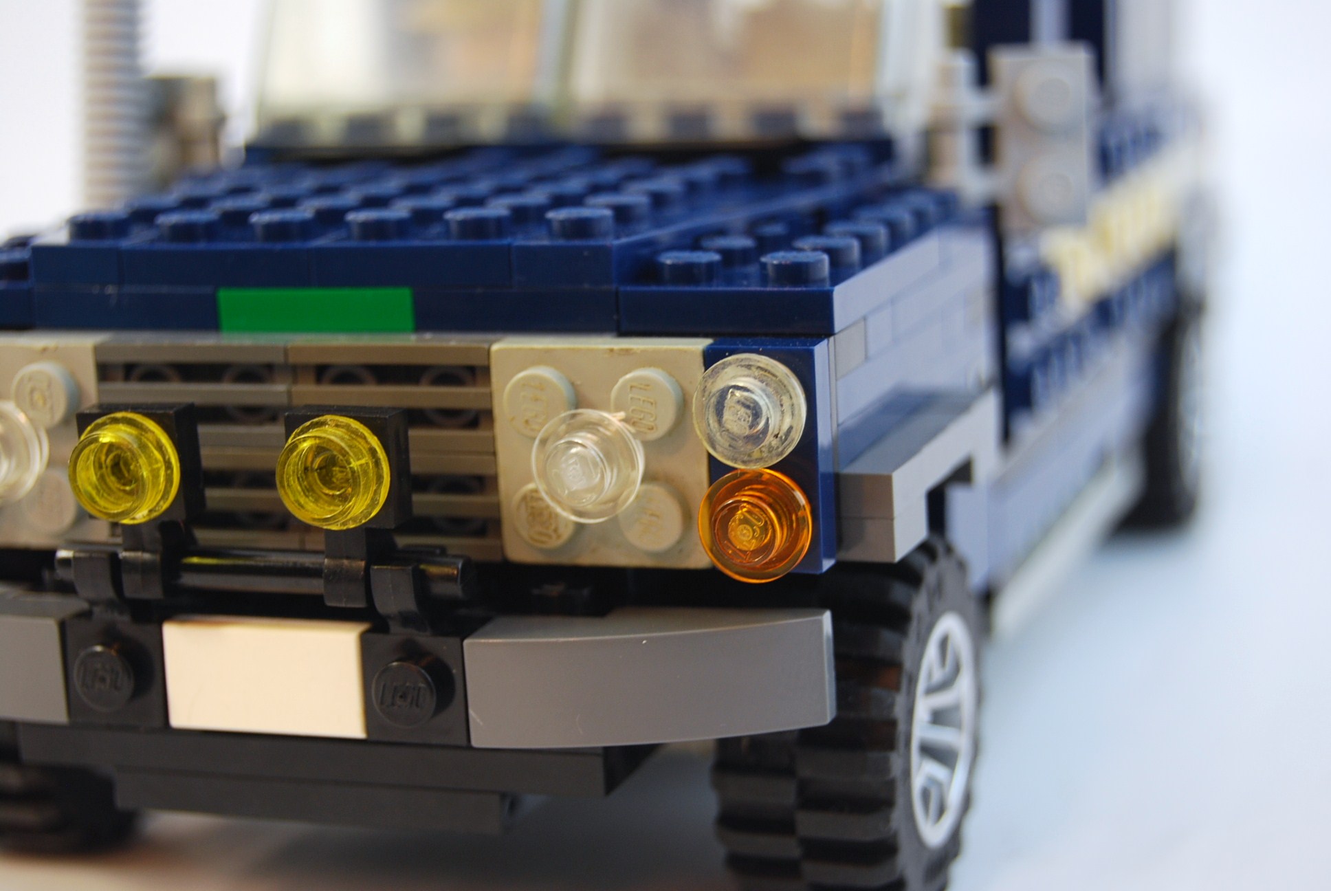 landrover_defender_50.jpg