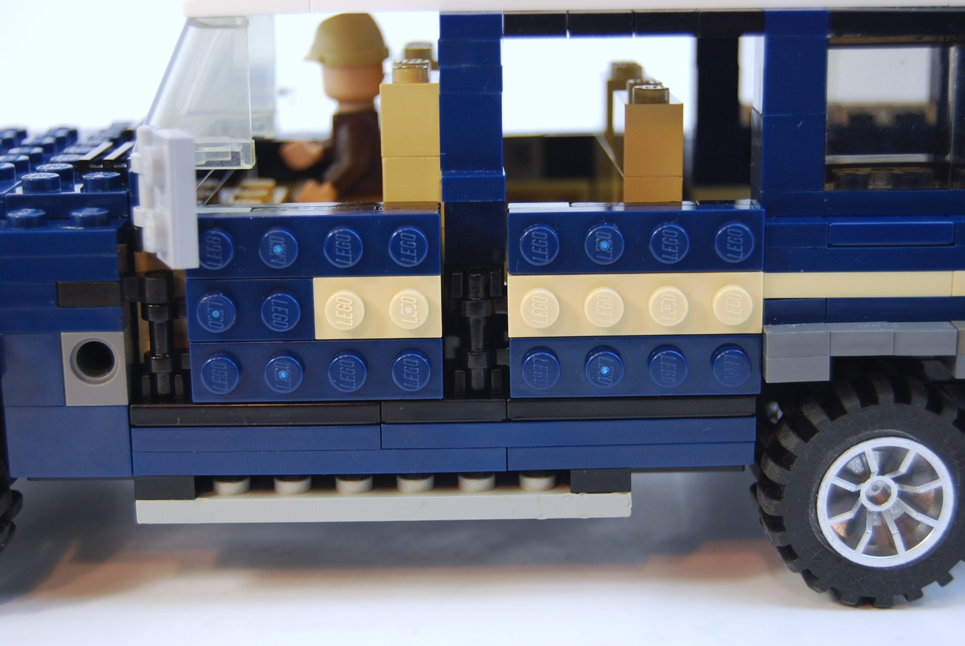 landrover_defender_40.jpg