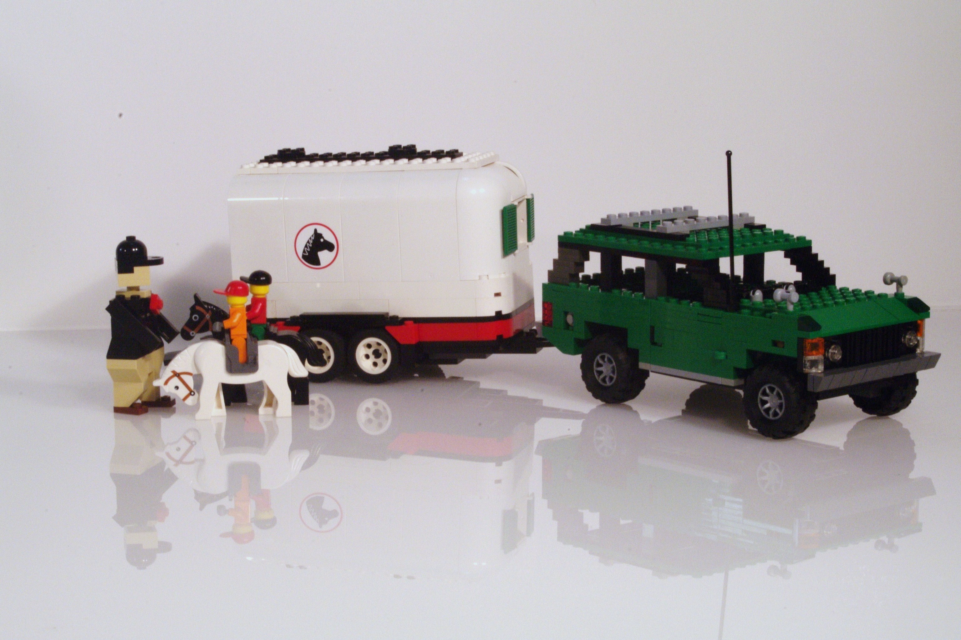 range_rover_equestrian_01.jpg