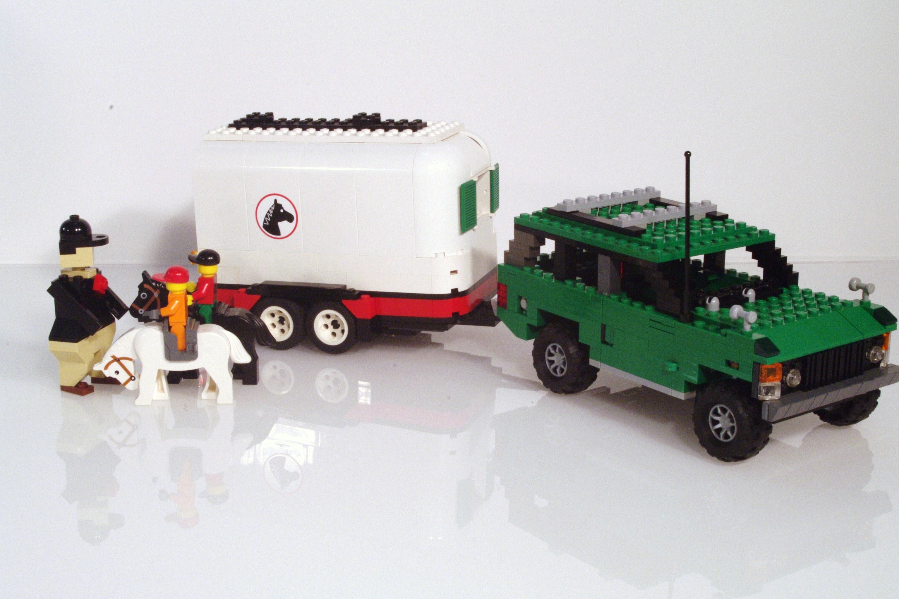 range_rover_equestrian_03.jpg