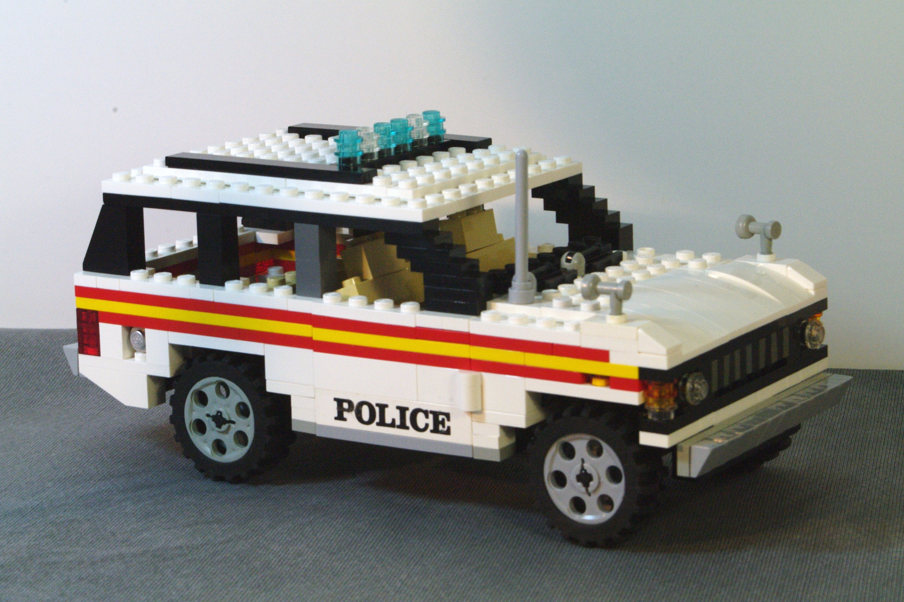 range_rover_series_i_police_05.jpg