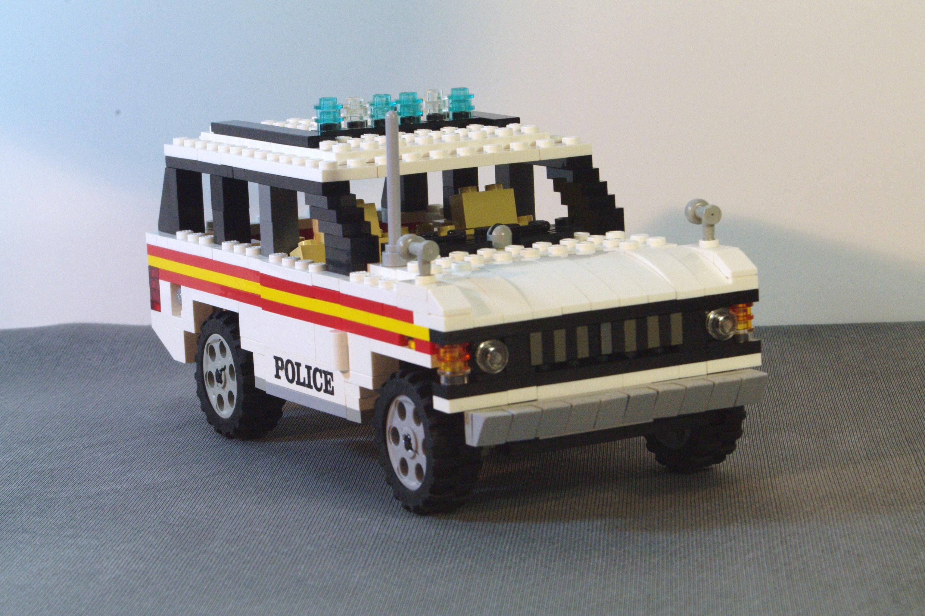 range_rover_series_i_police_06.jpg