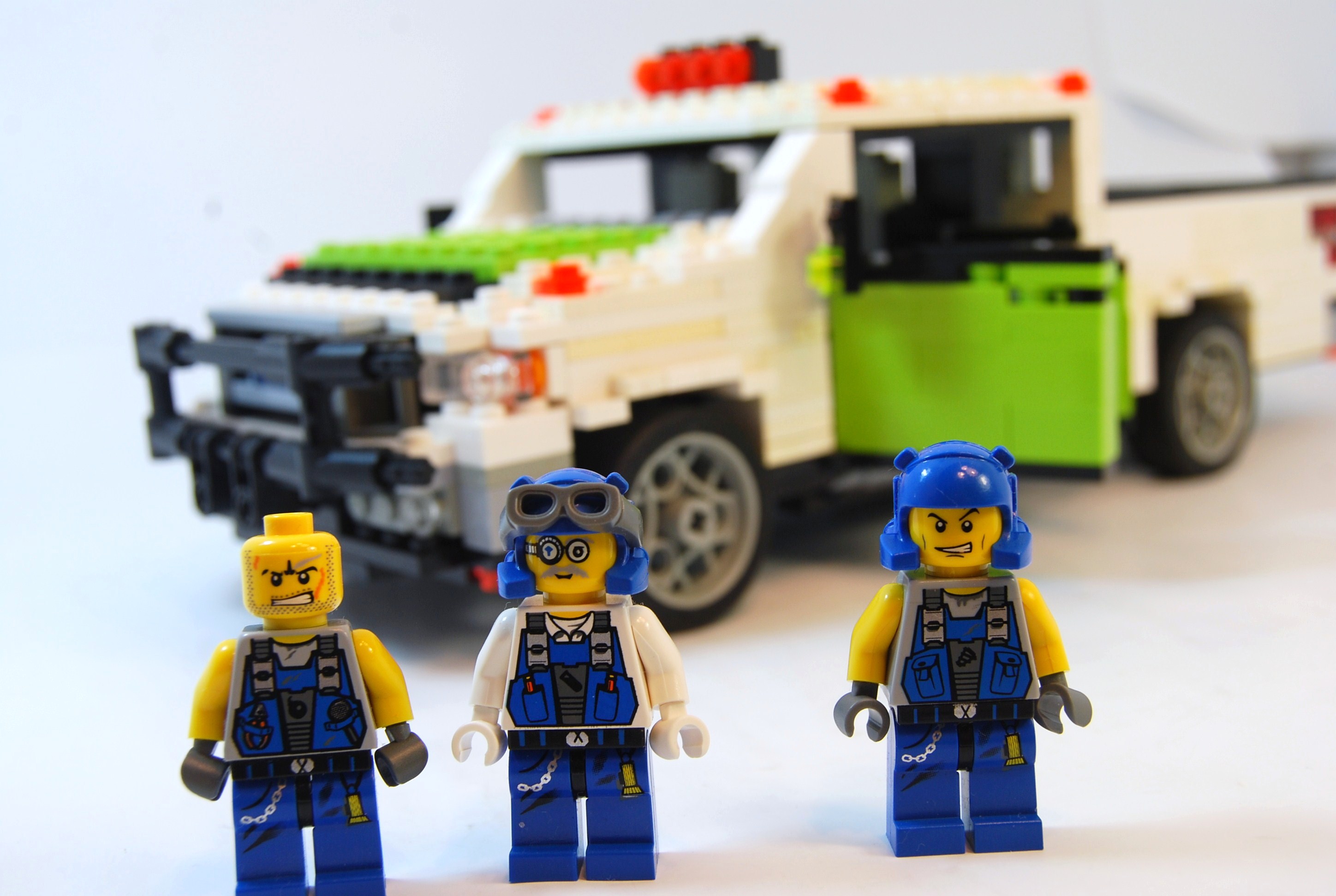powerminers_tm_pickup_02.jpg