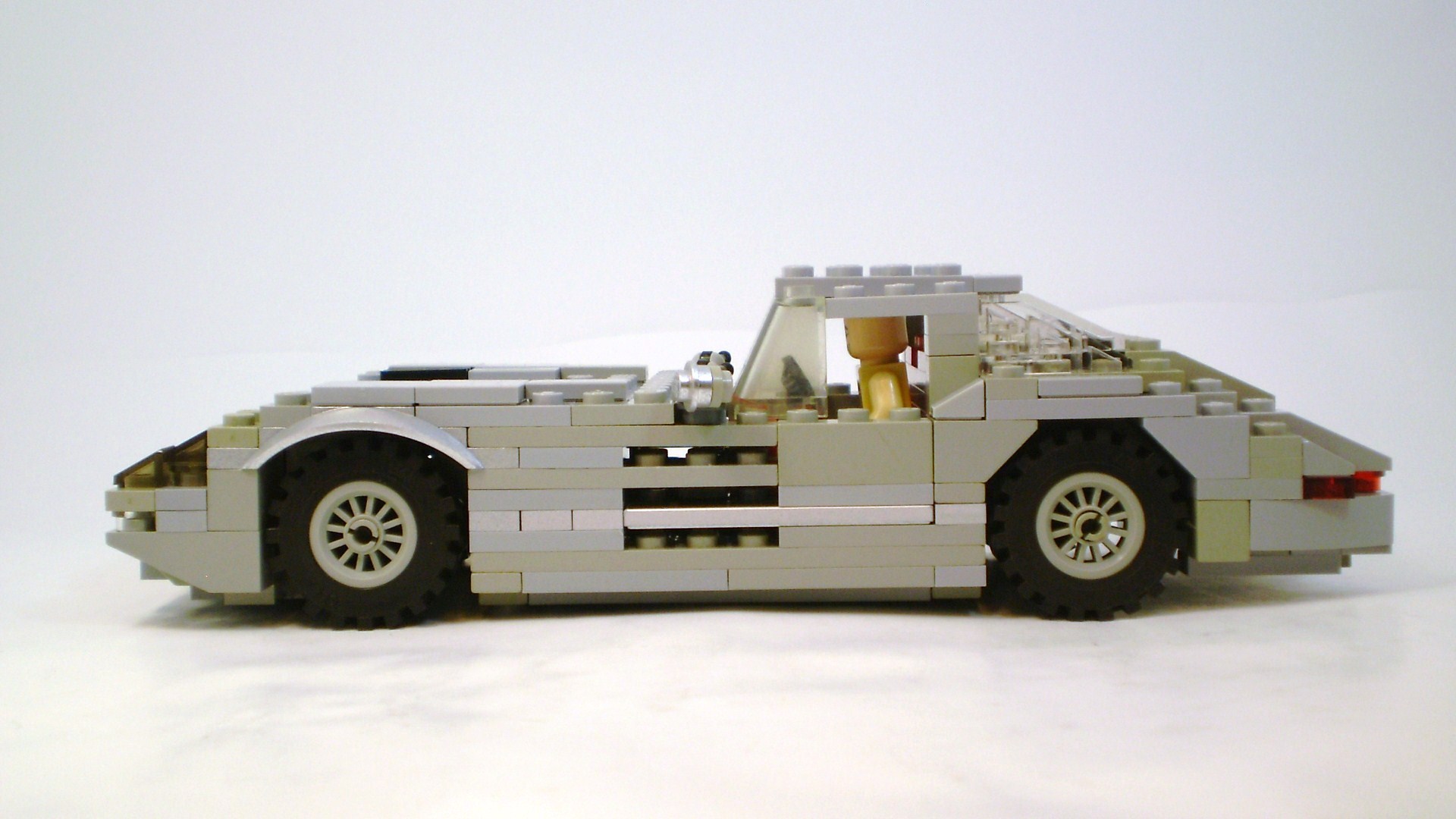 mercedes_w196s_300slr_uhlenhaut_coupe_01.jpg