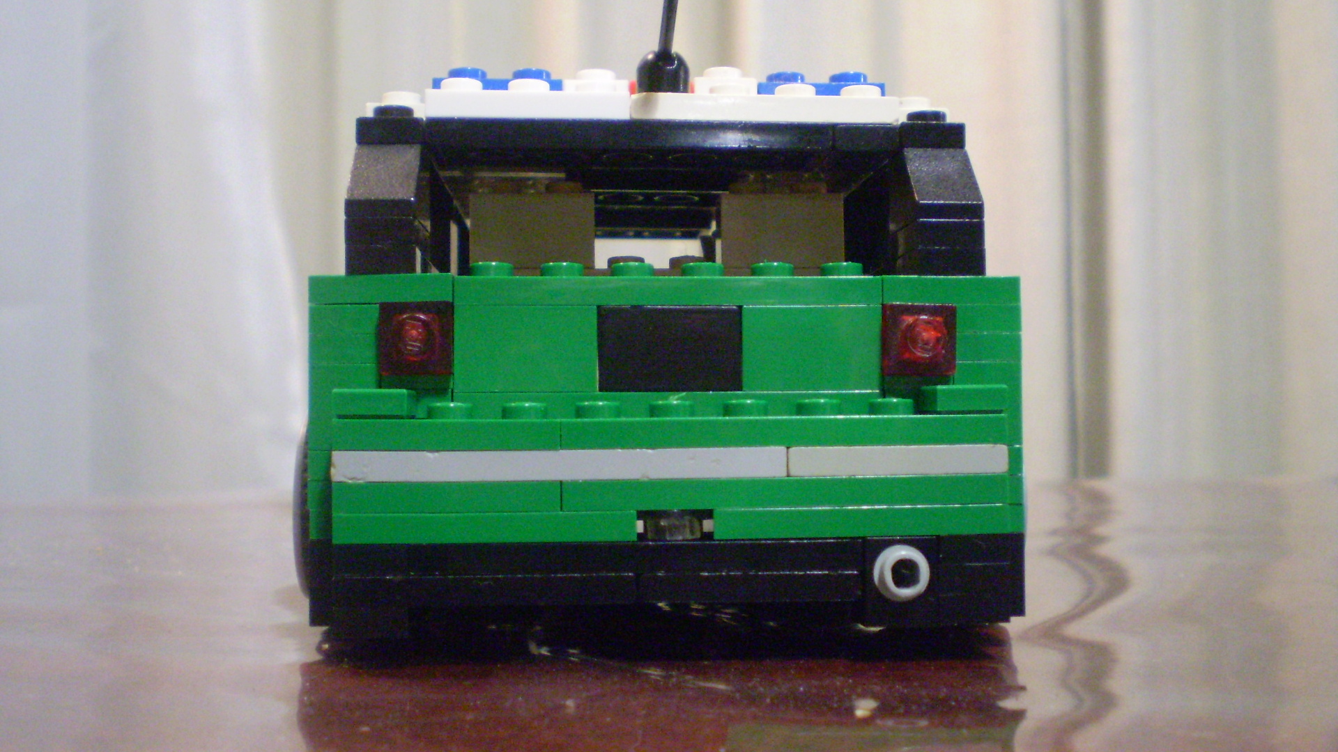 minirev_03.jpg