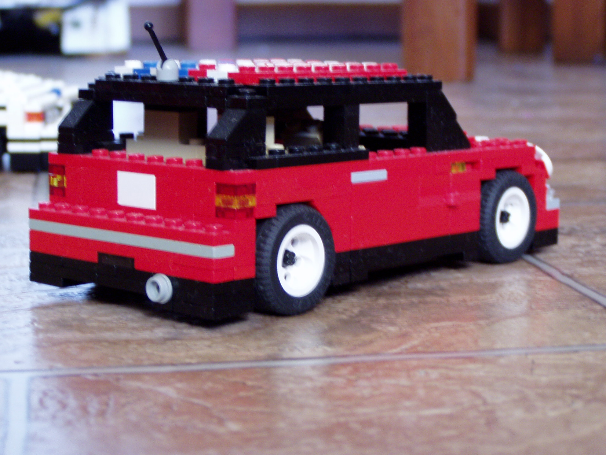 new_mini_mki_02.jpg