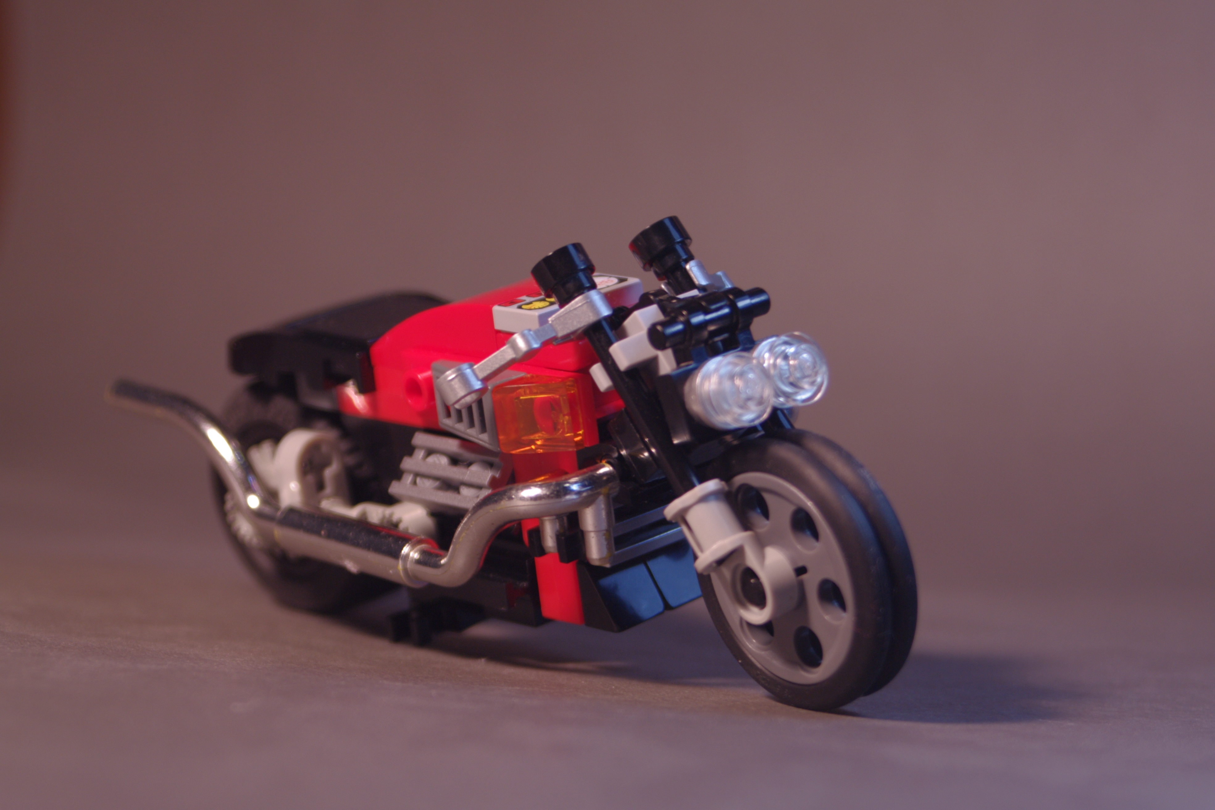 twin_pipe_cruiser_01.jpg