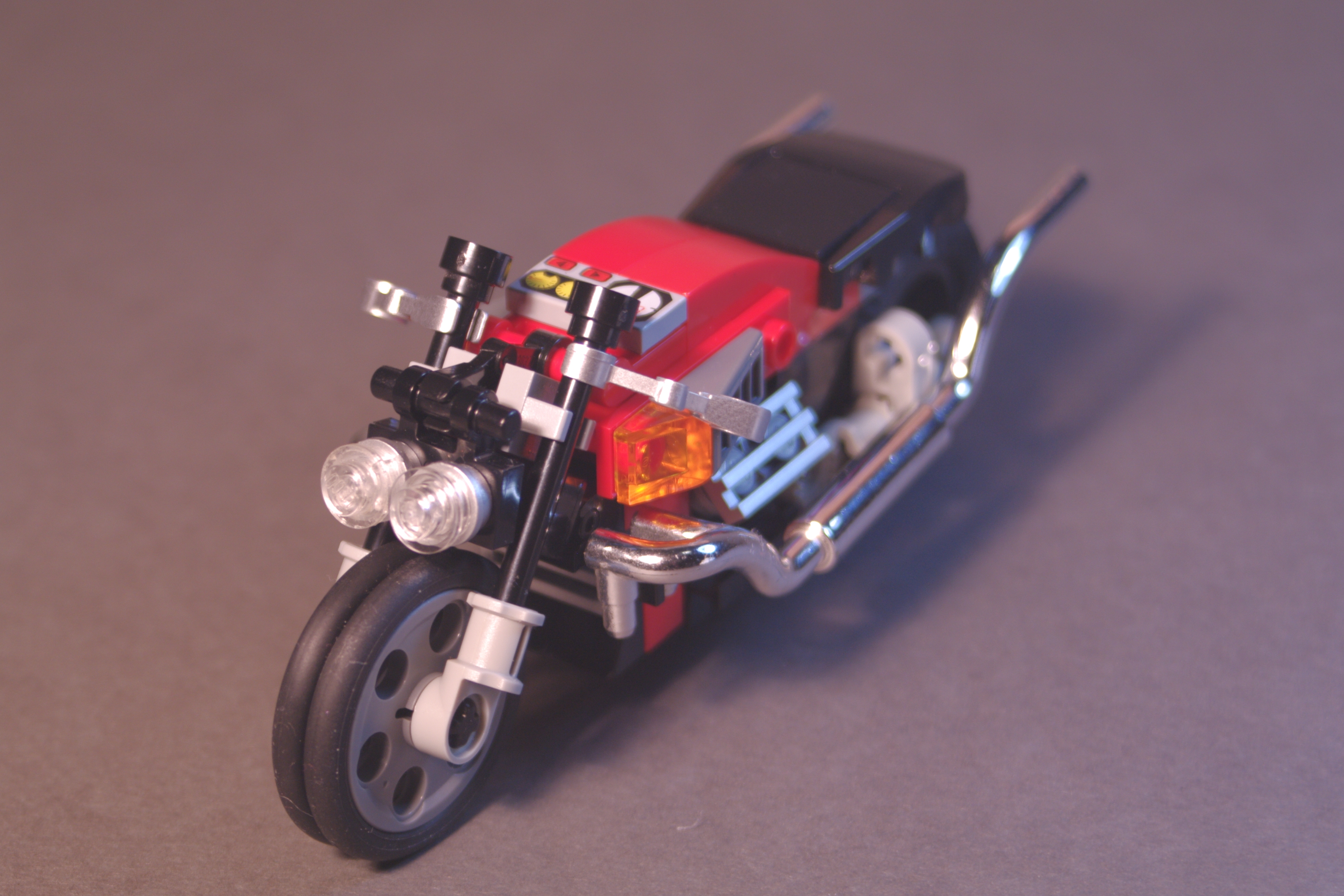 twin_pipe_cruiser_03.jpg