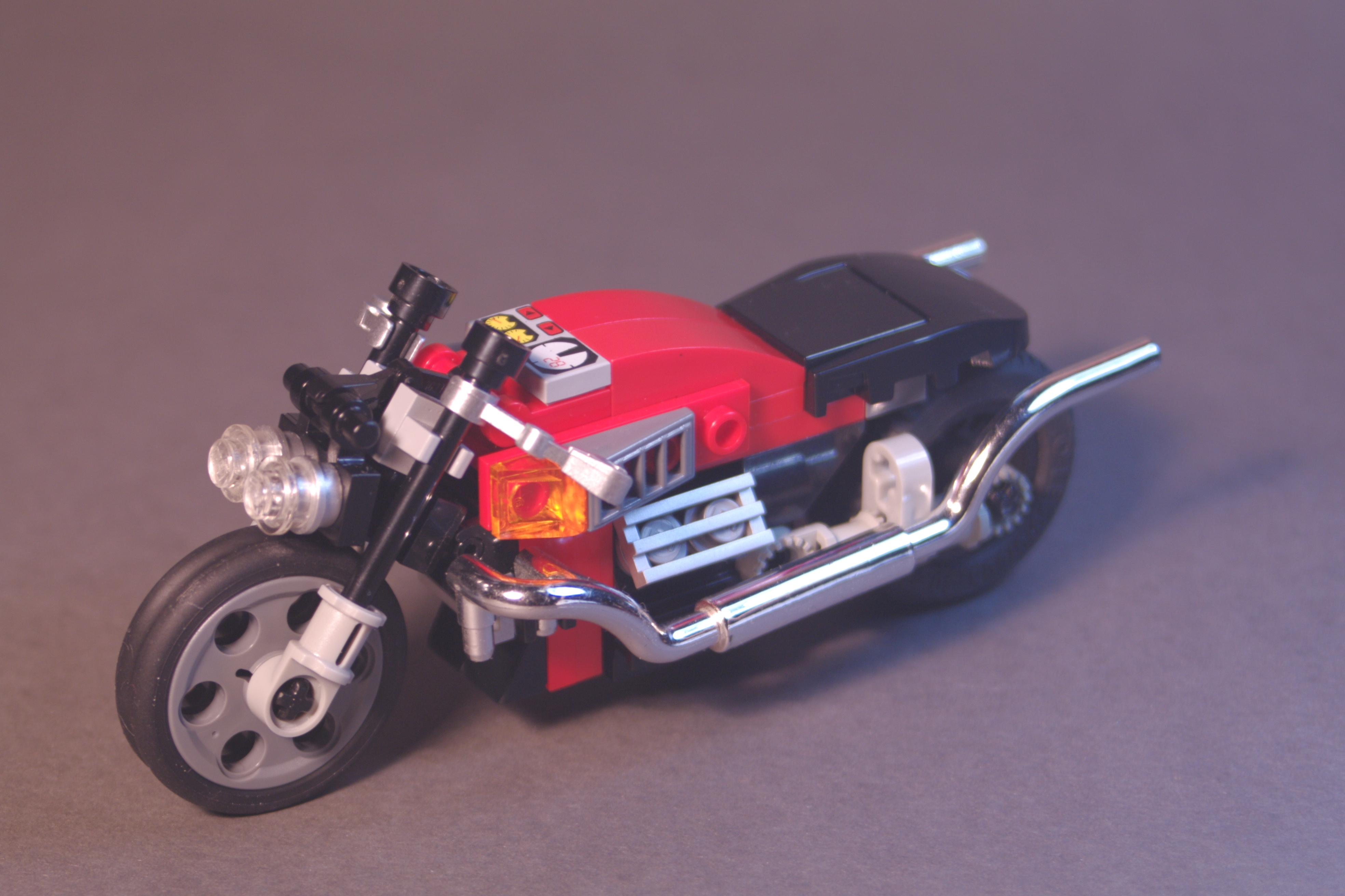 twin_pipe_cruiser_04.jpg