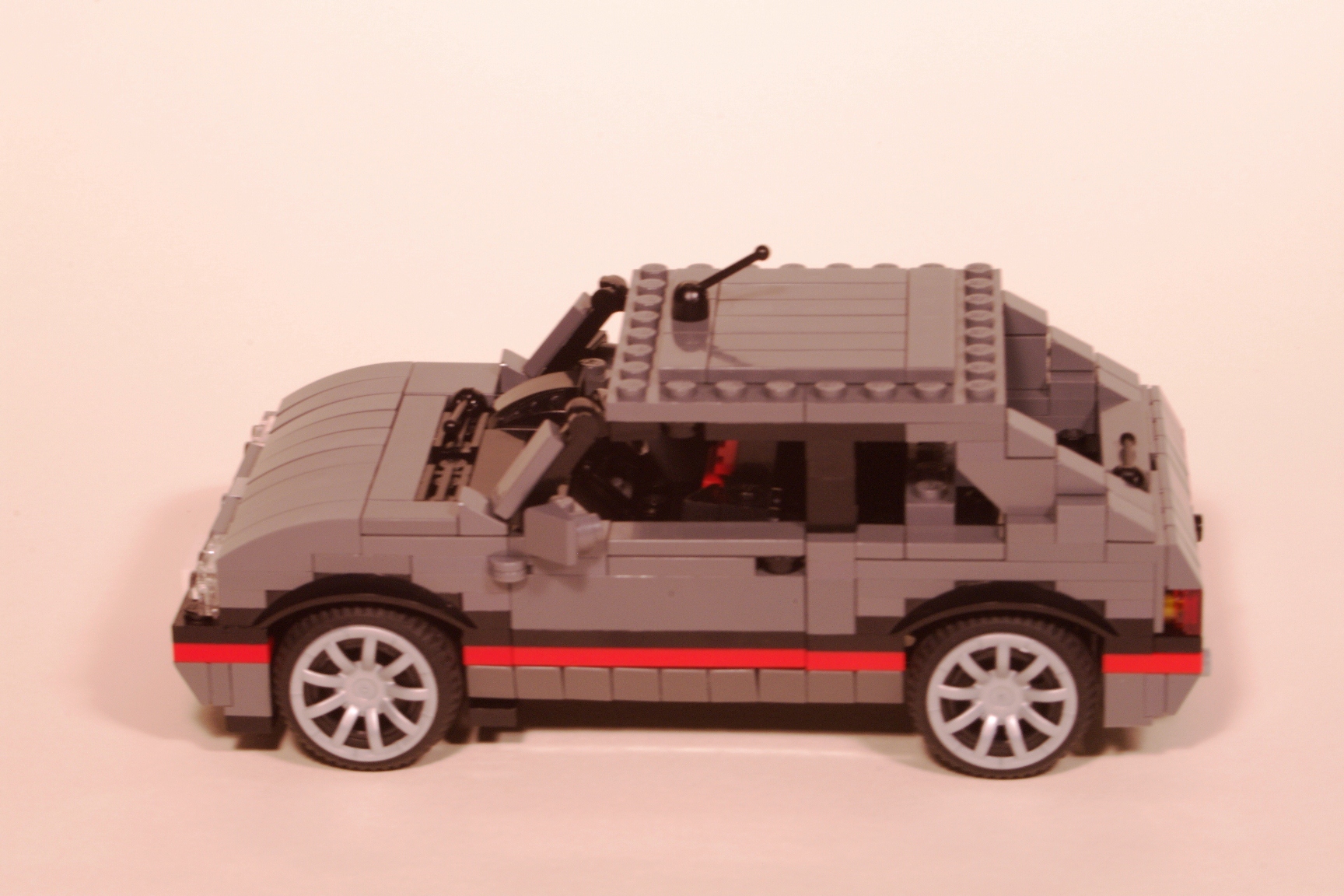 peugeot_205_gti_03.jpg