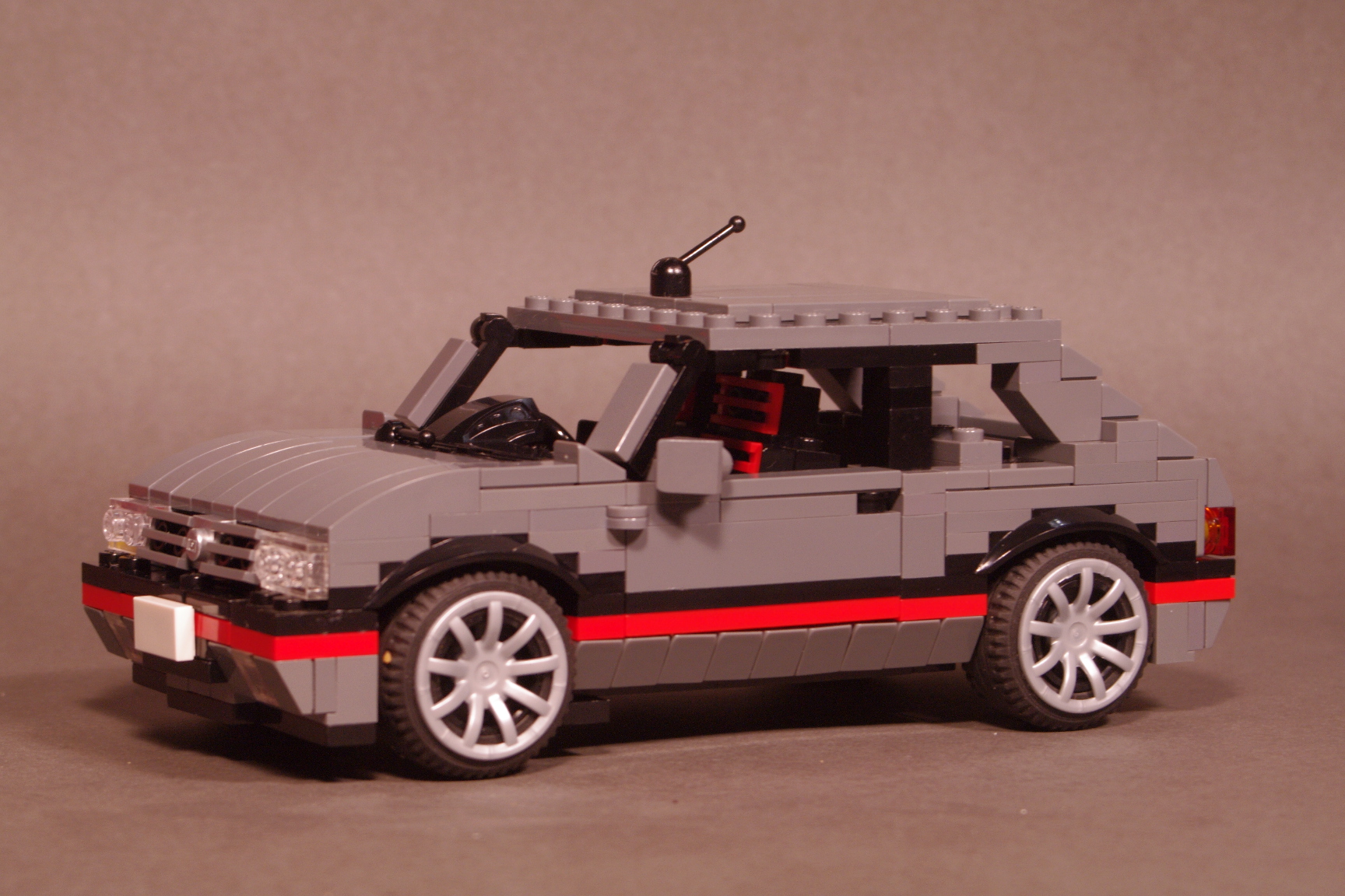 peugeot_205_gti_08.jpg