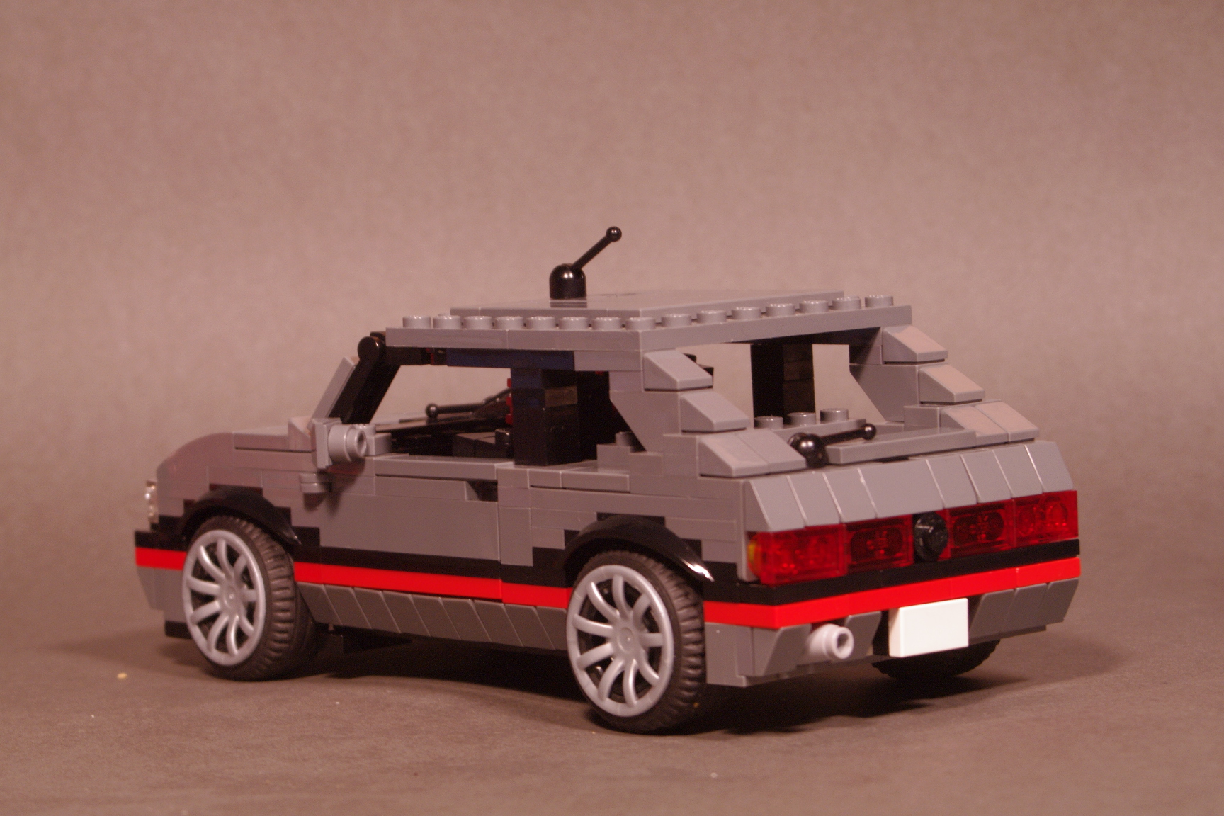 peugeot_205_gti_10.jpg