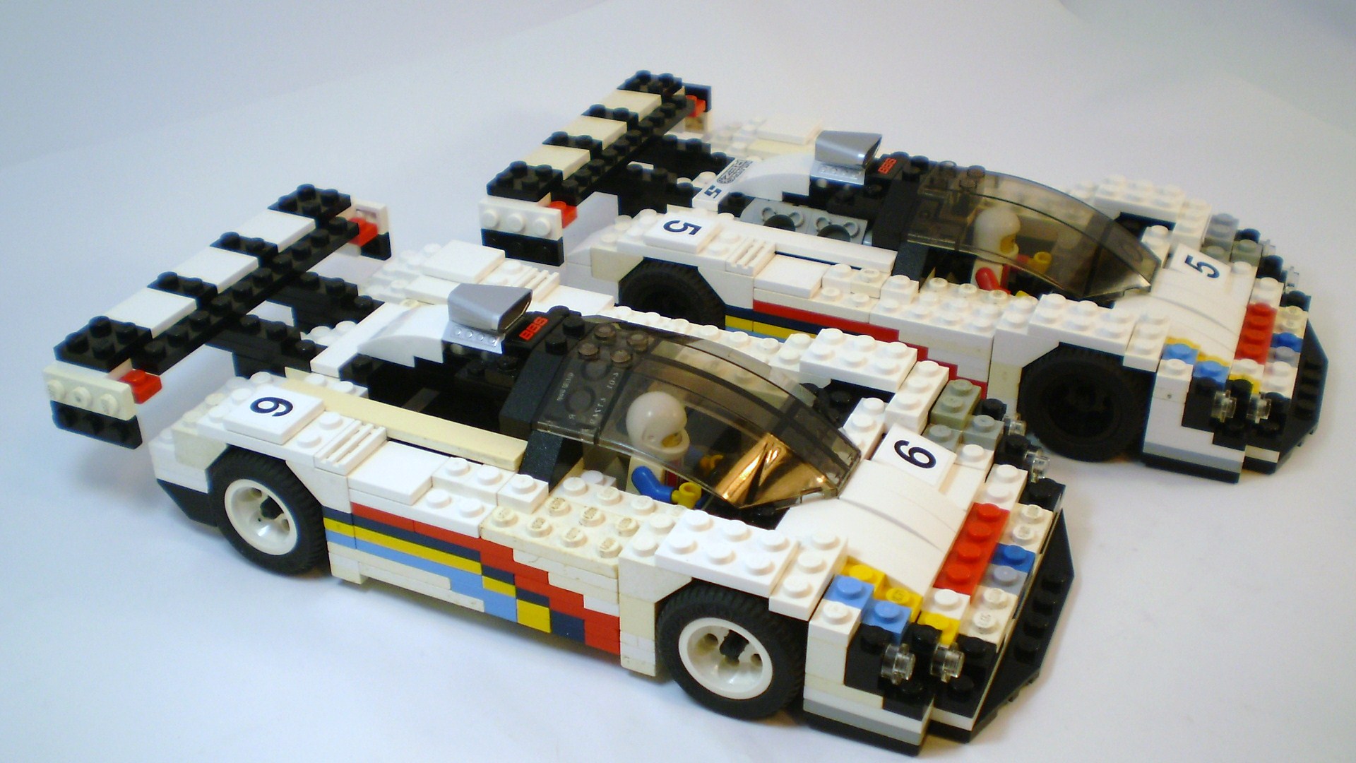 peugeot_905_group_shot_05.jpg