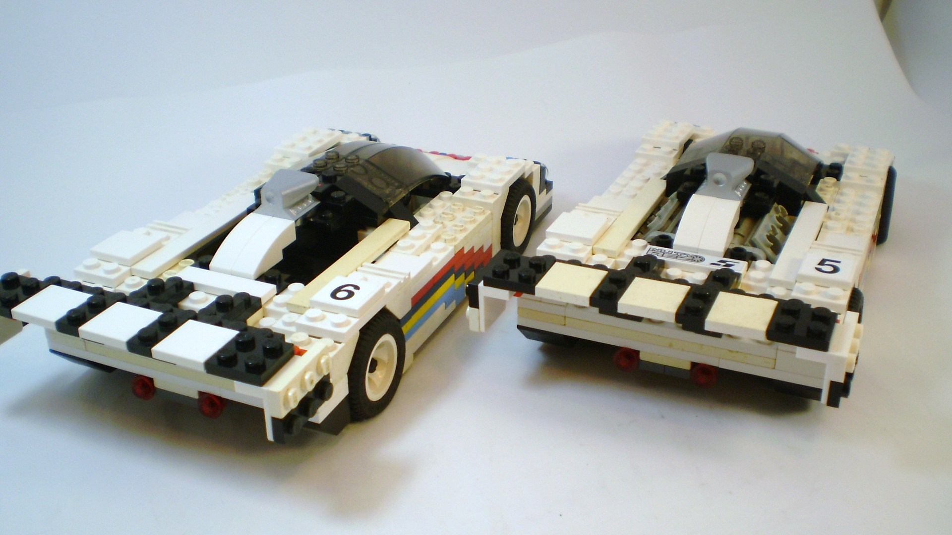 peugeot_905_group_shot_07.jpg