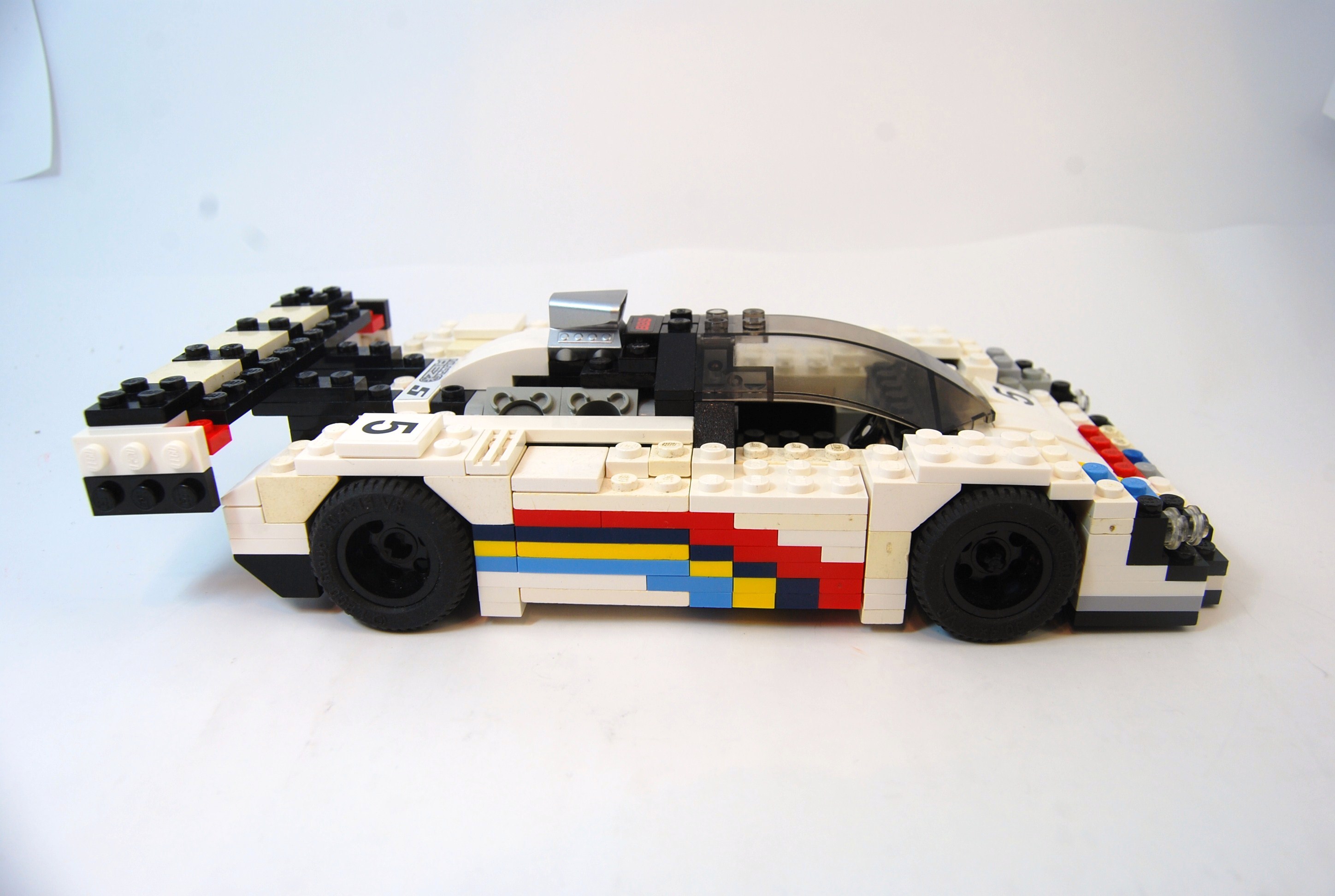 peugeot_905_racer_02.jpg