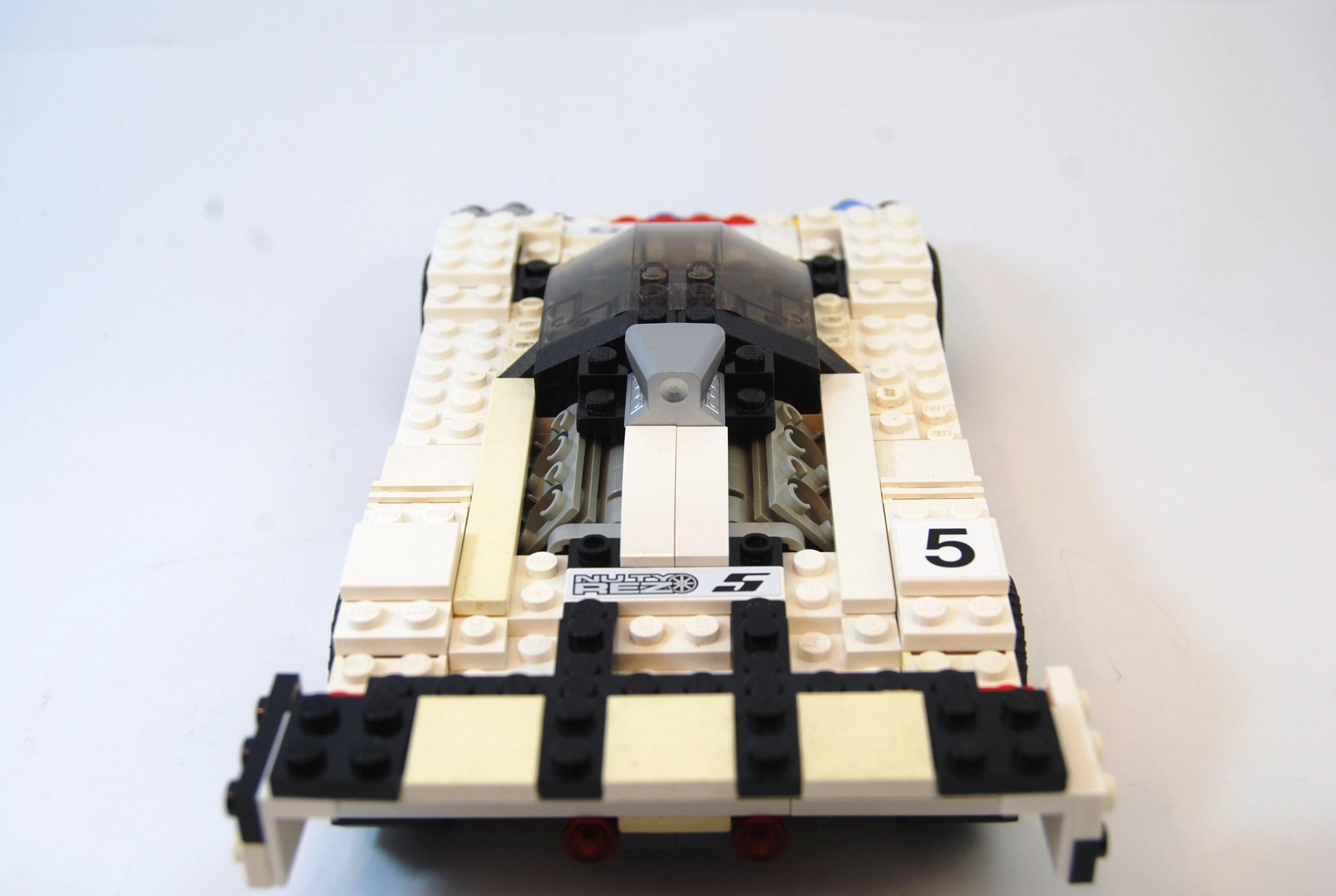 peugeot_905_racer_30.jpg