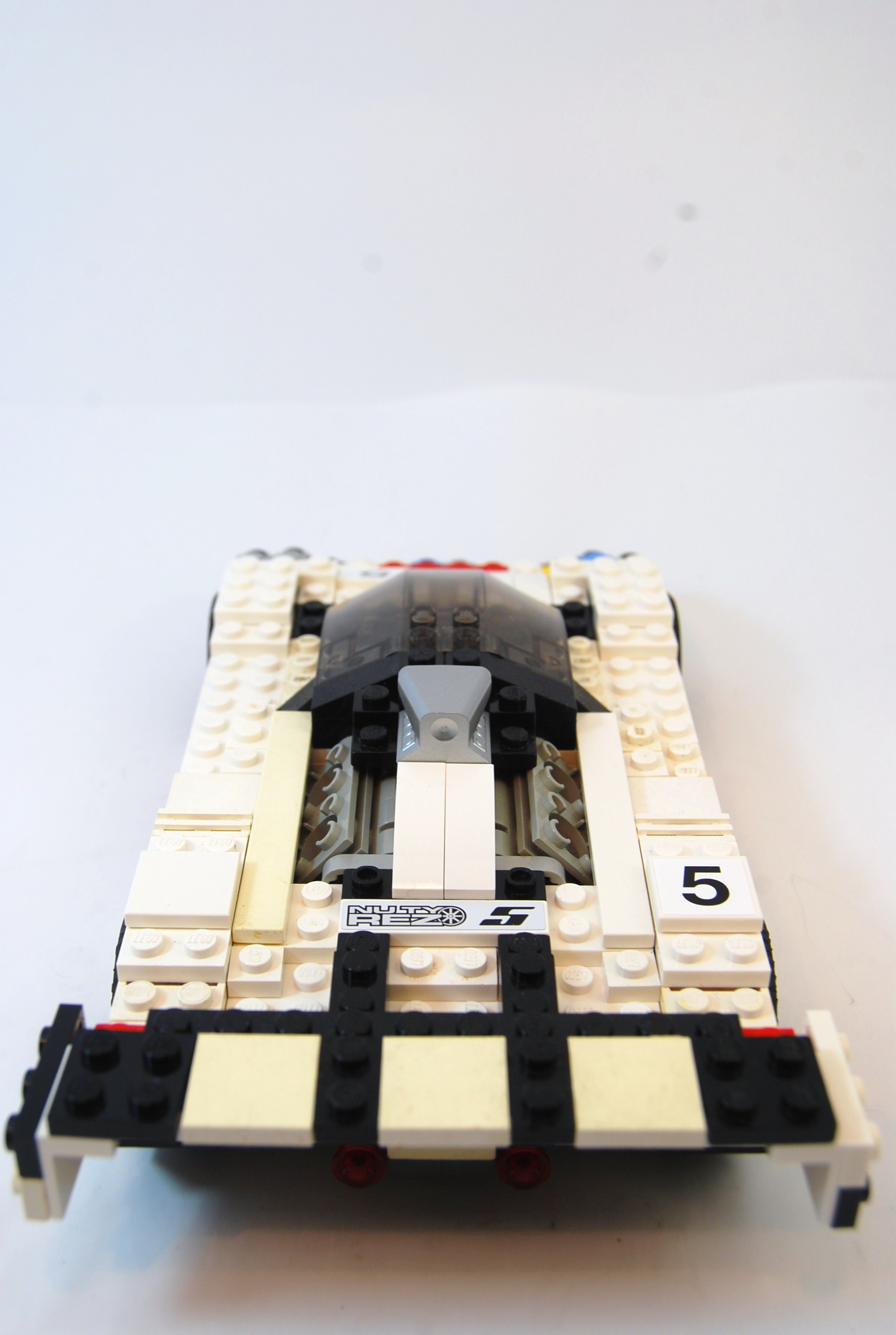 peugeot_905_racer_31.jpg