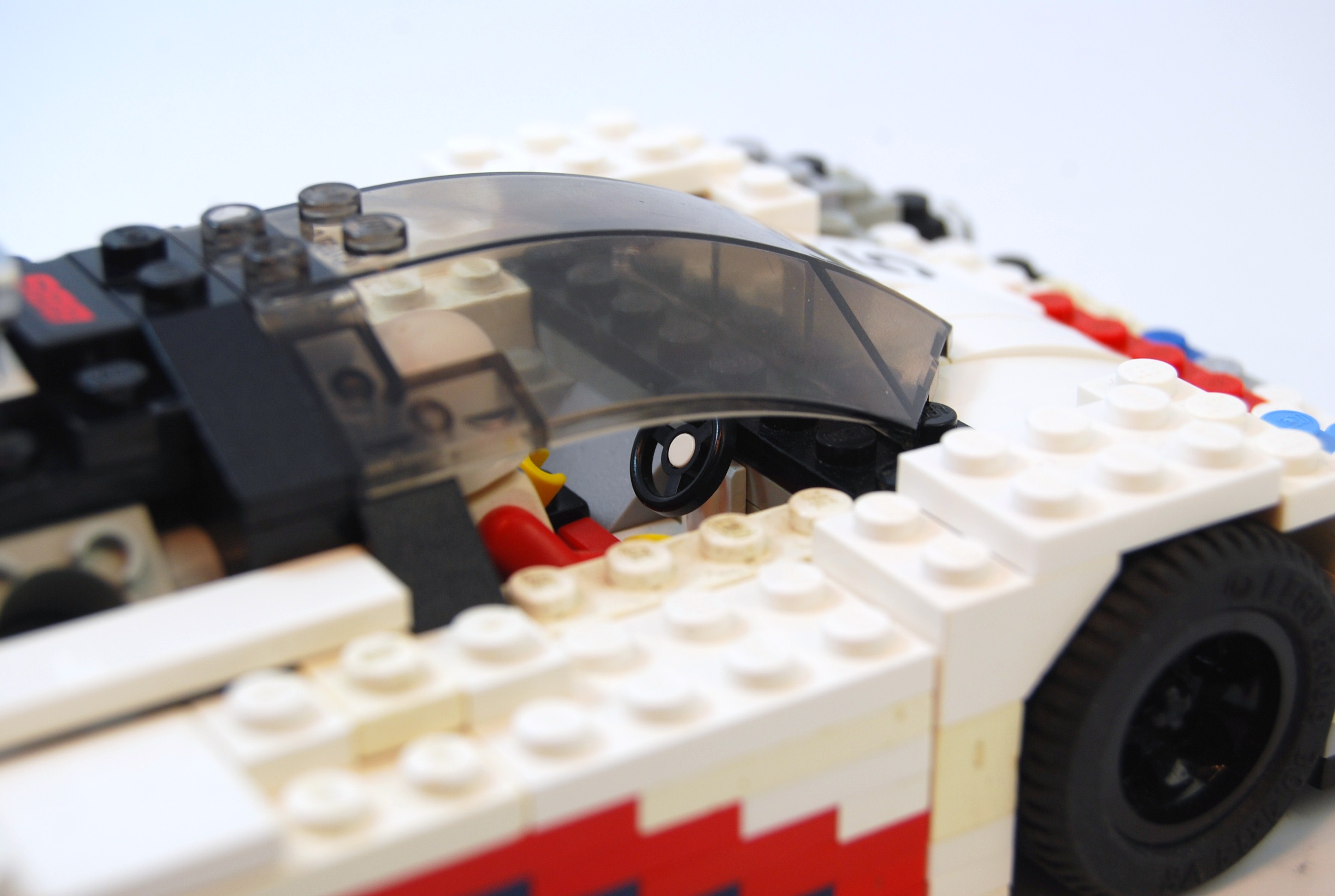 peugeot_905_racer_38.jpg