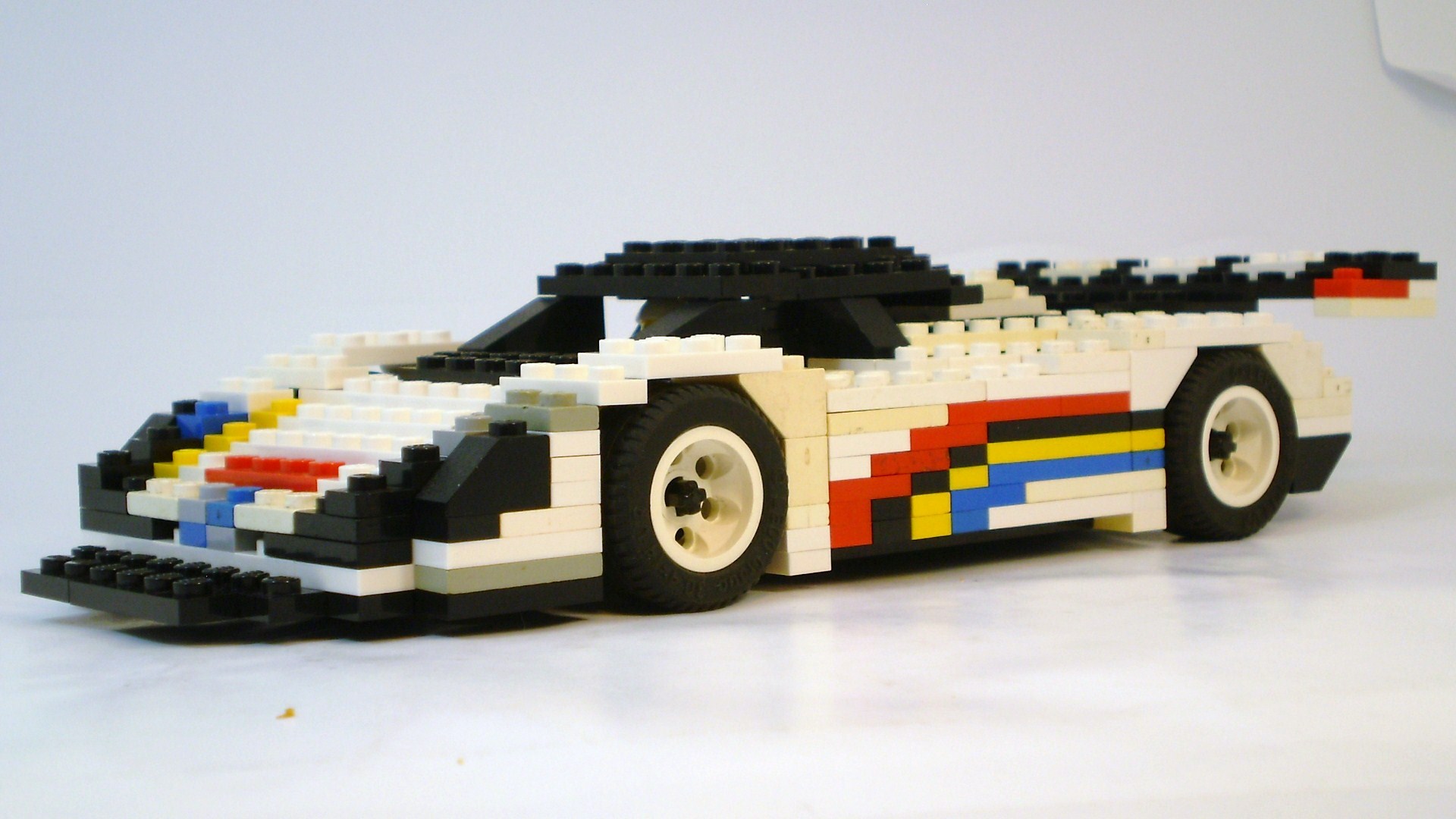 peugeot_905_old_02.jpg