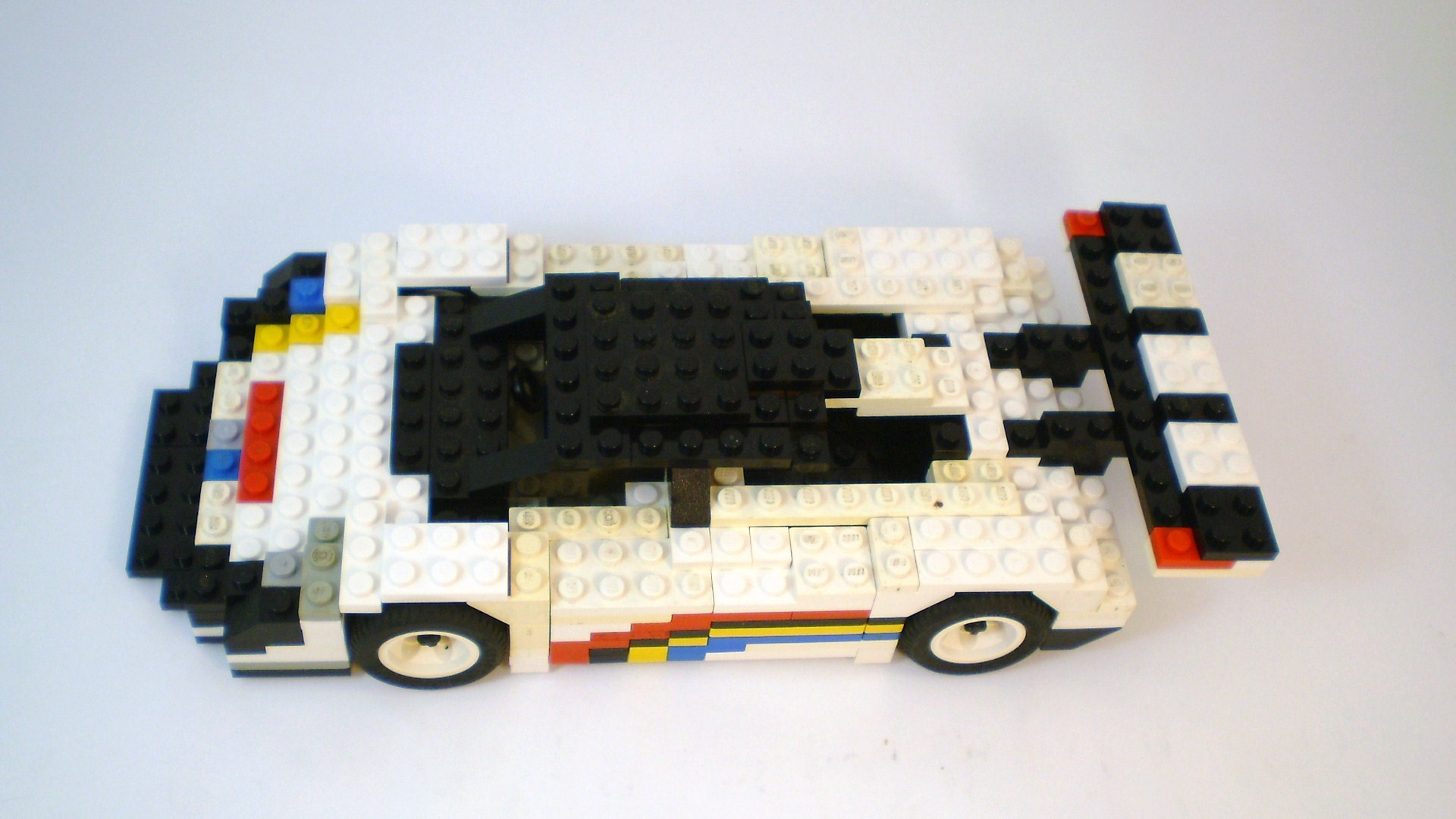 peugeot_905_old_12.jpg