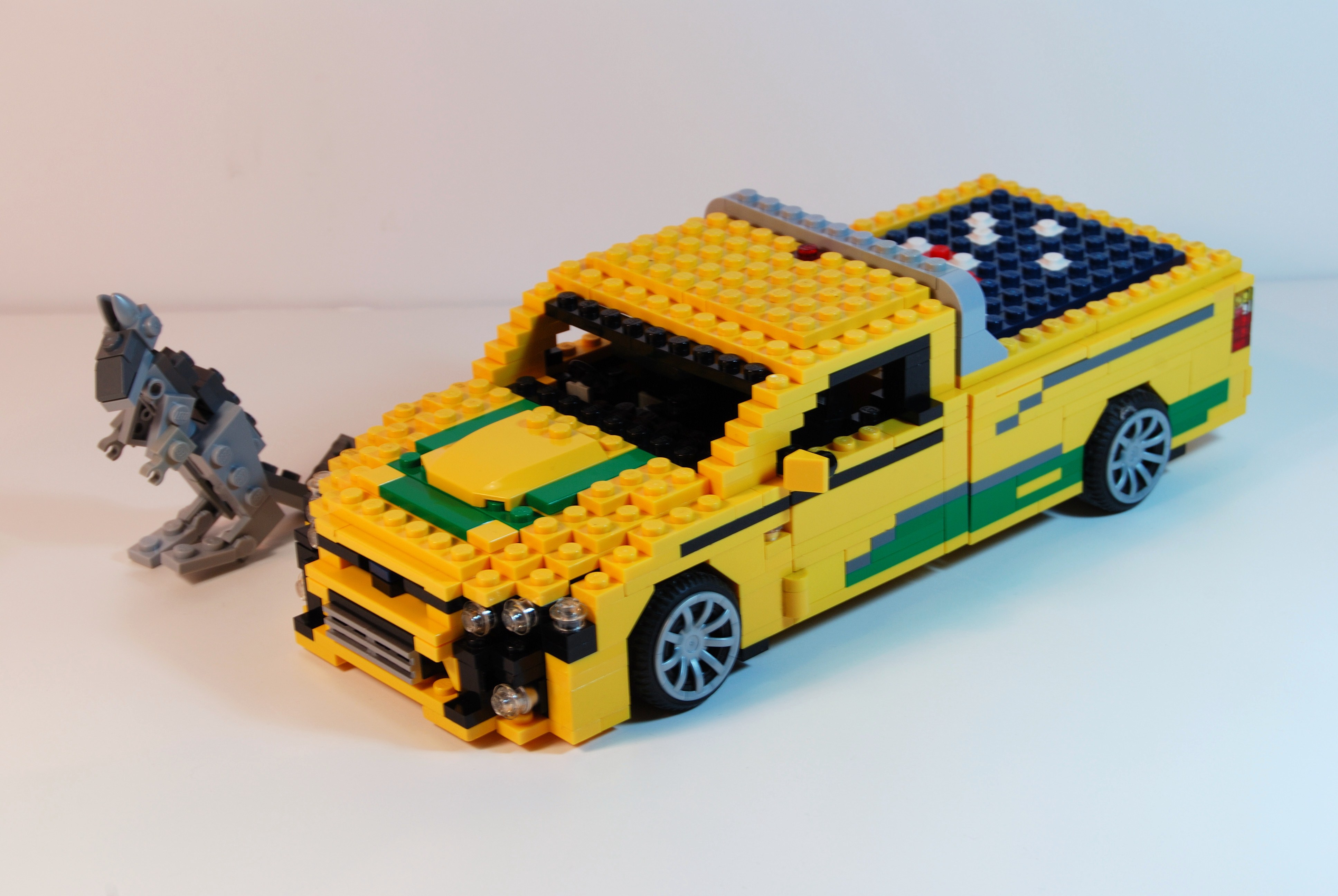 australia_day_2010_fg_fpv_ute_02.jpg
