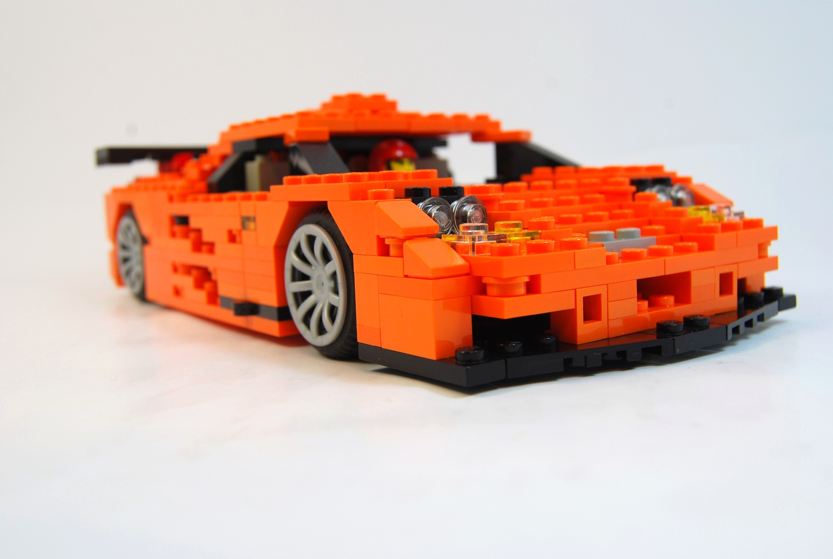 mclaren_f1_lm_road_07.jpg