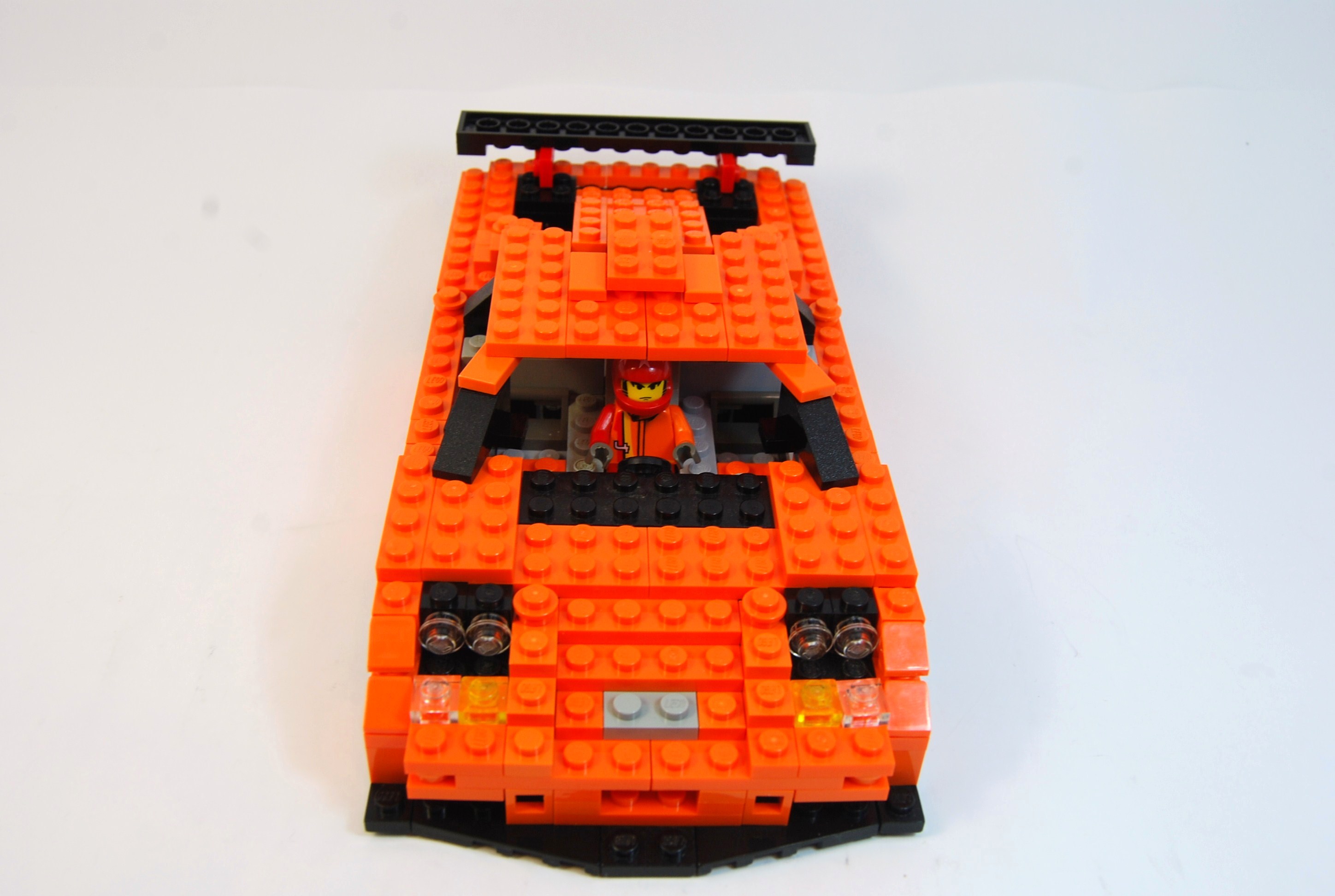 mclaren_f1_lm_road_12.jpg