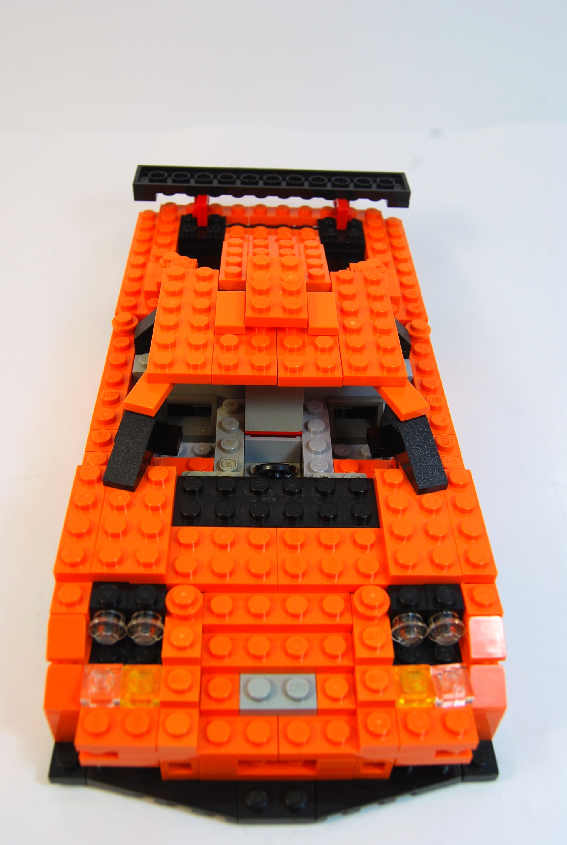 mclaren_f1_lm_road_14.jpg