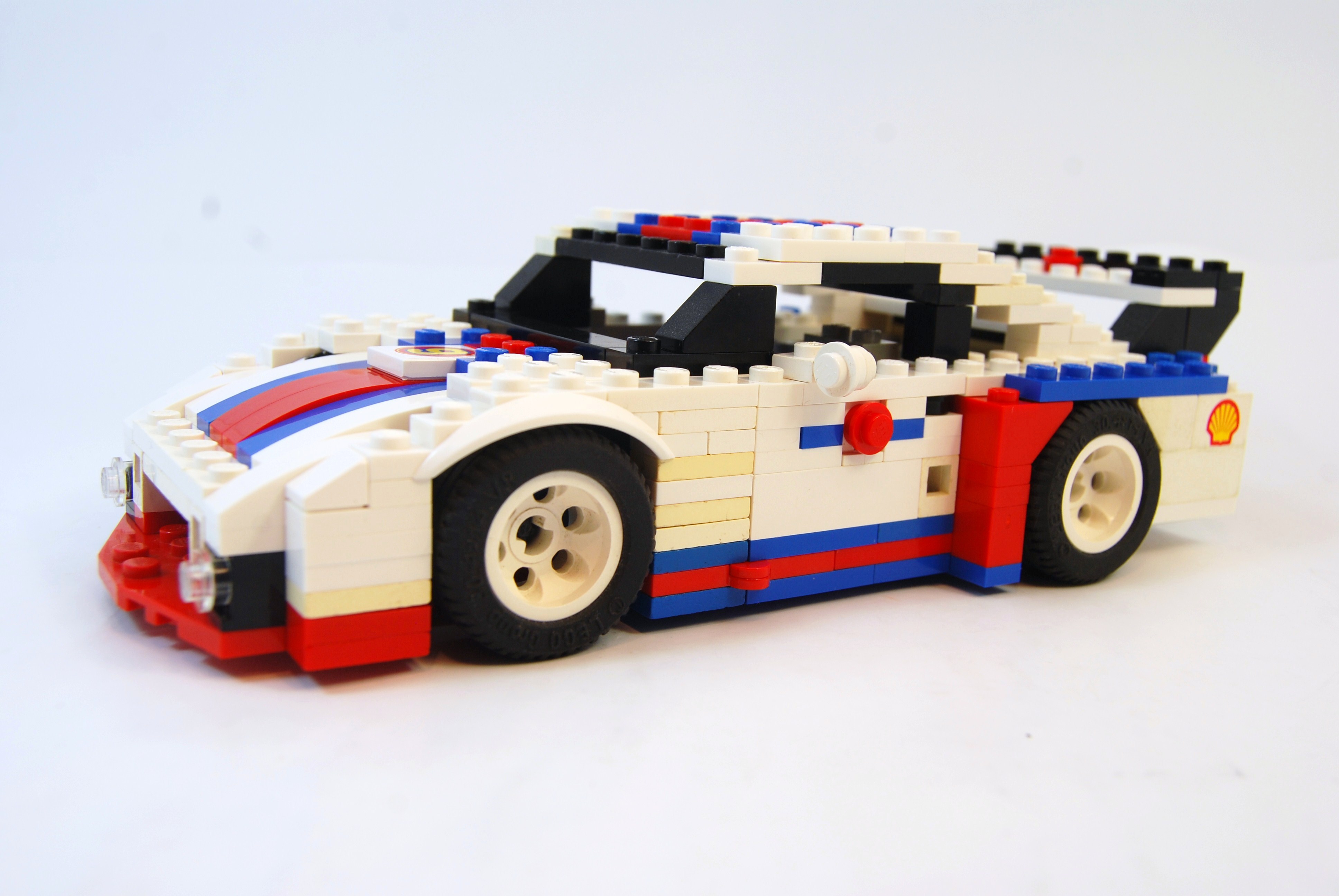 1976_porsche_935_racer.jpg