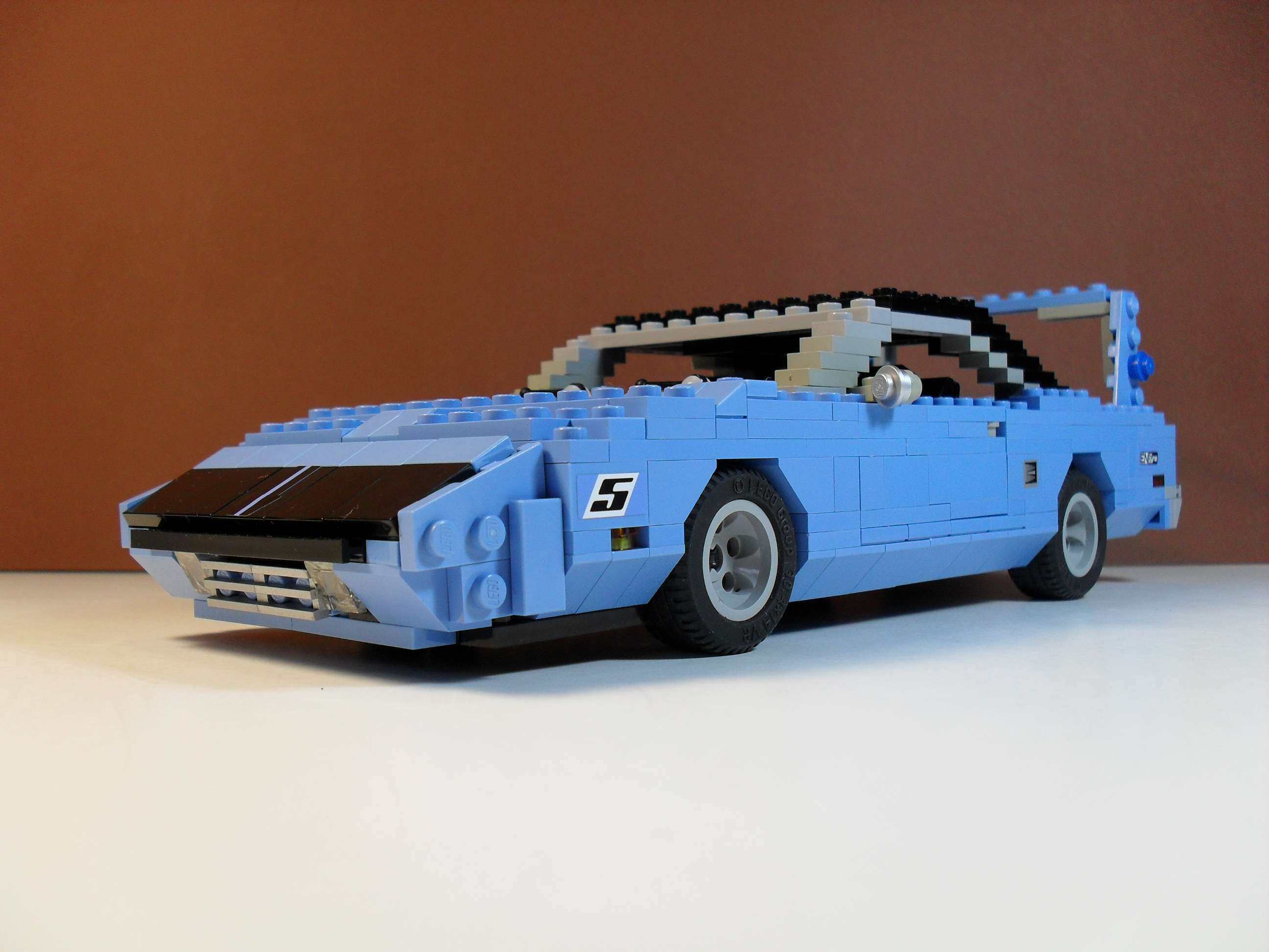1970_plymouth_roadrunner_superbird.jpg