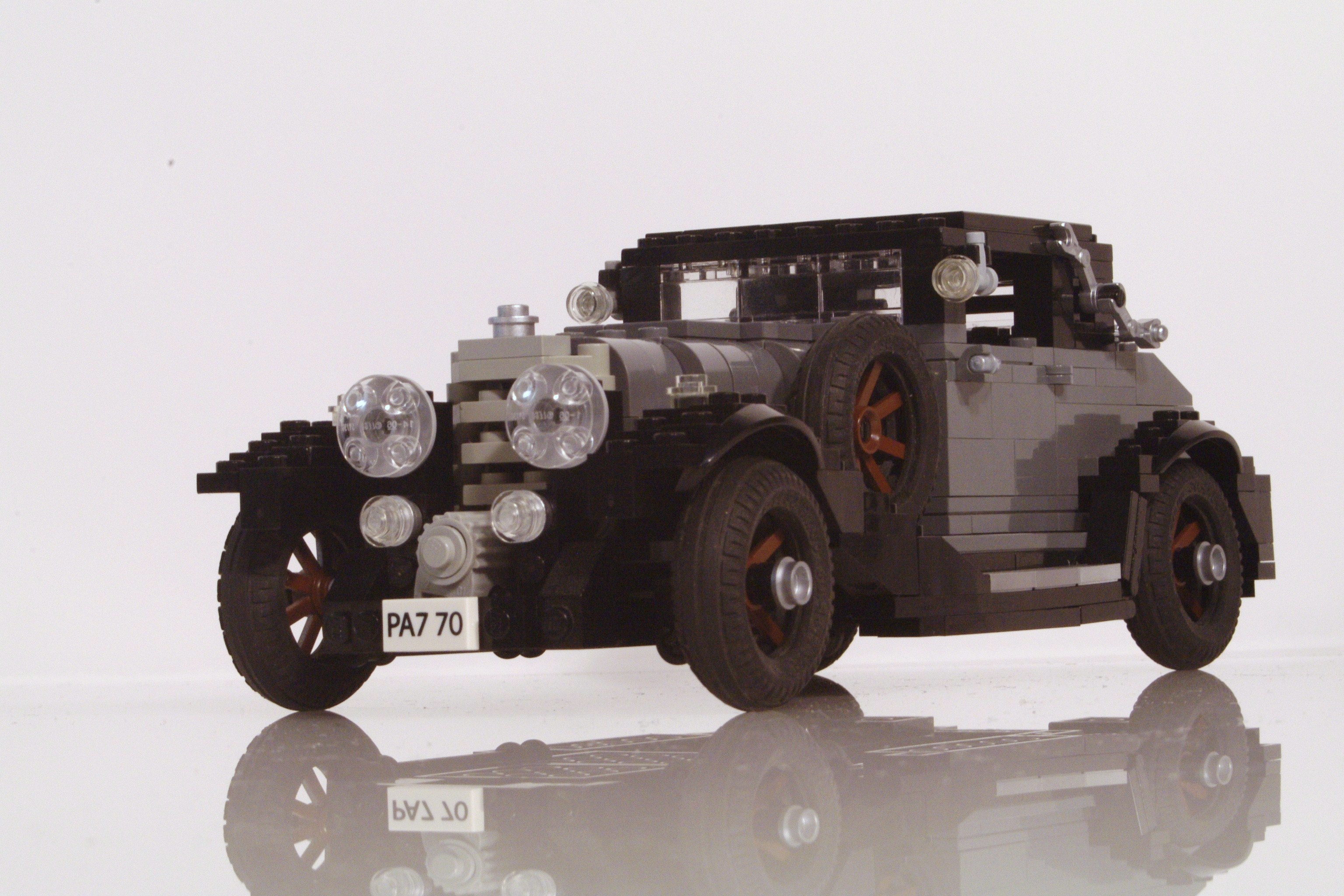 james_bond_bentley_1930_21.jpg