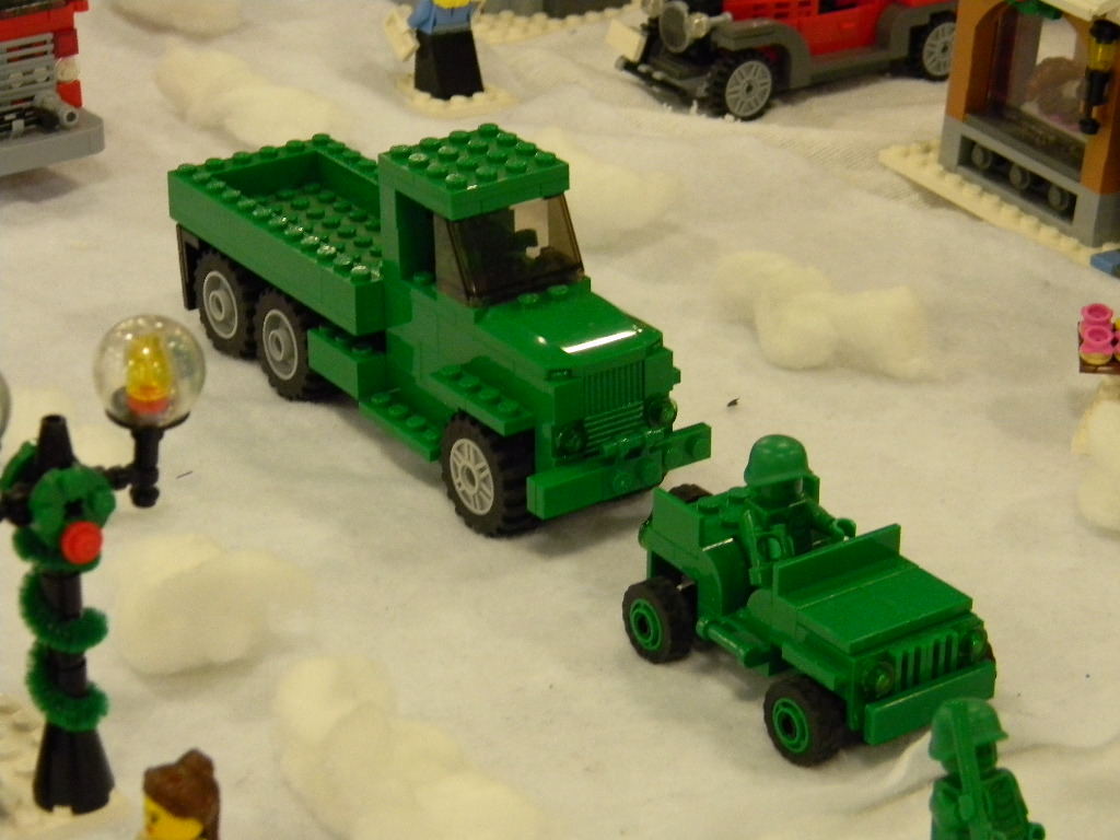 army_trucks.jpg