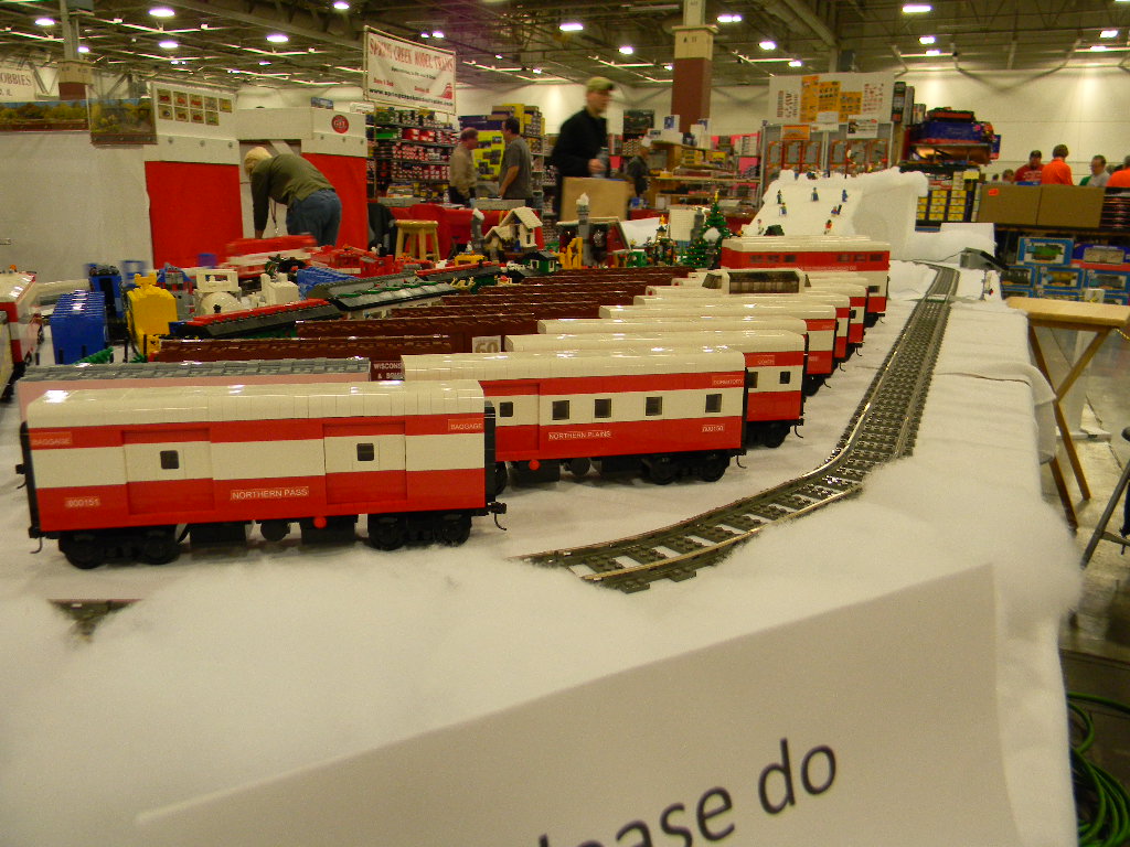 wsor_passenger_cars_2.jpg