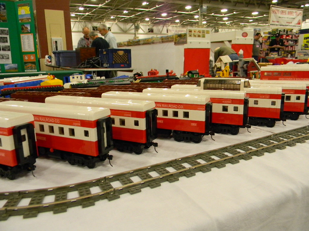 wsor_passenger_cars_3.jpg