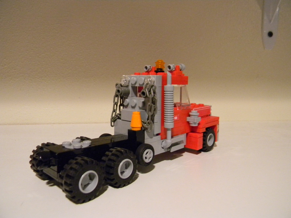 wsor_semi_tractor_rear.jpg