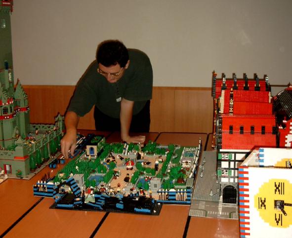 001g-aufbau-mamaris-berlin-2003.jpg