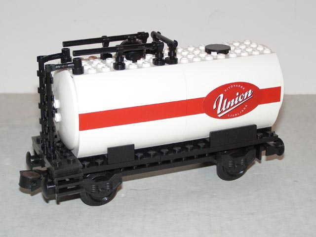 union01.jpg