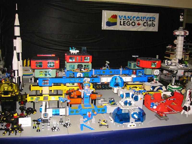 nwbrickcon_2004.jpg