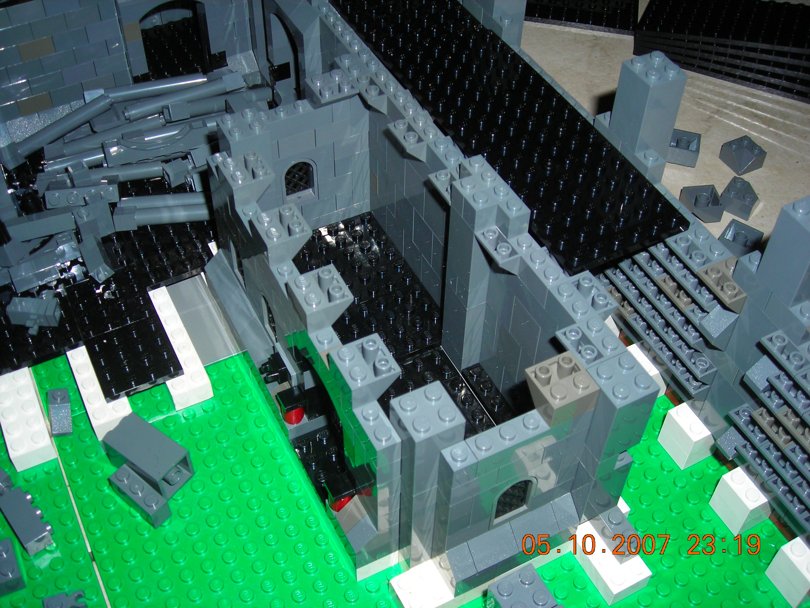 00_grey_castle_construction_021.jpg