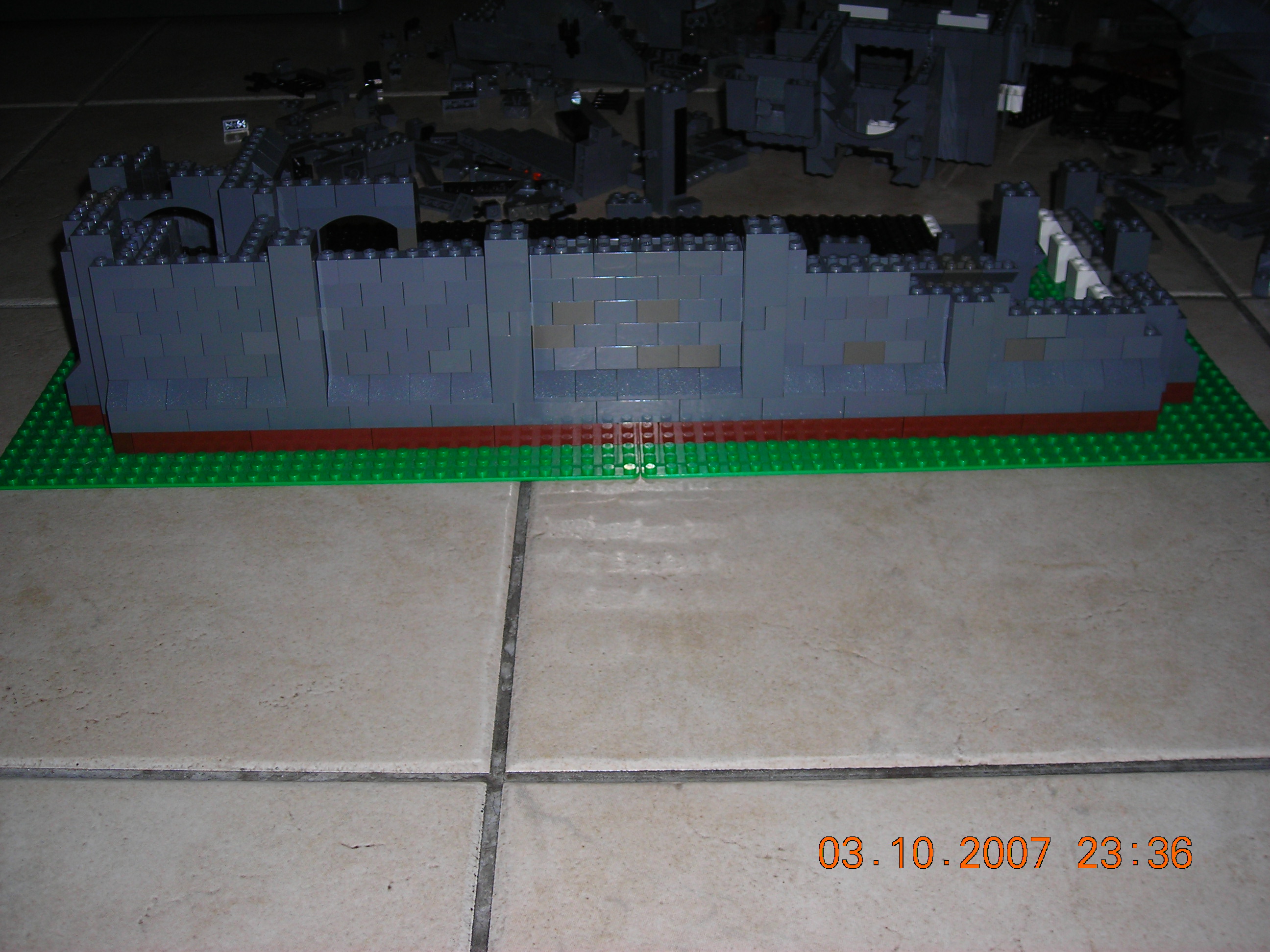 grey_castle_construction_008.jpg