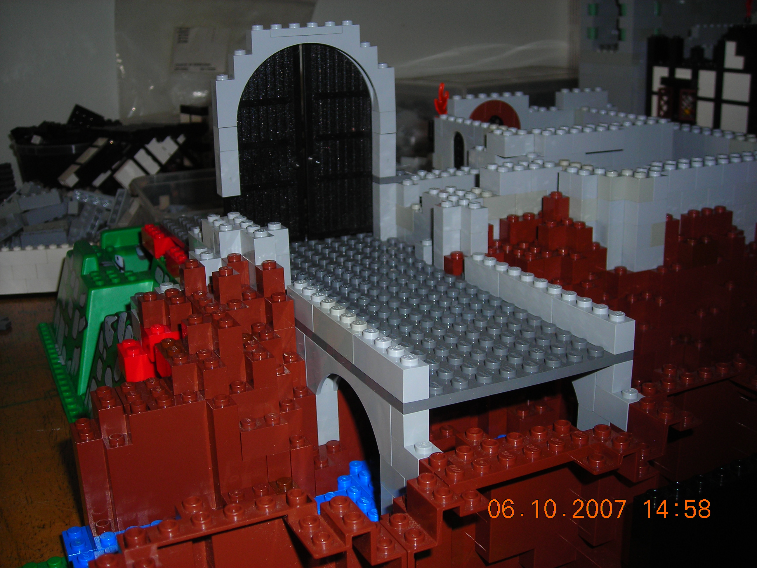 00_light_grey_castle_construction_011.jpg