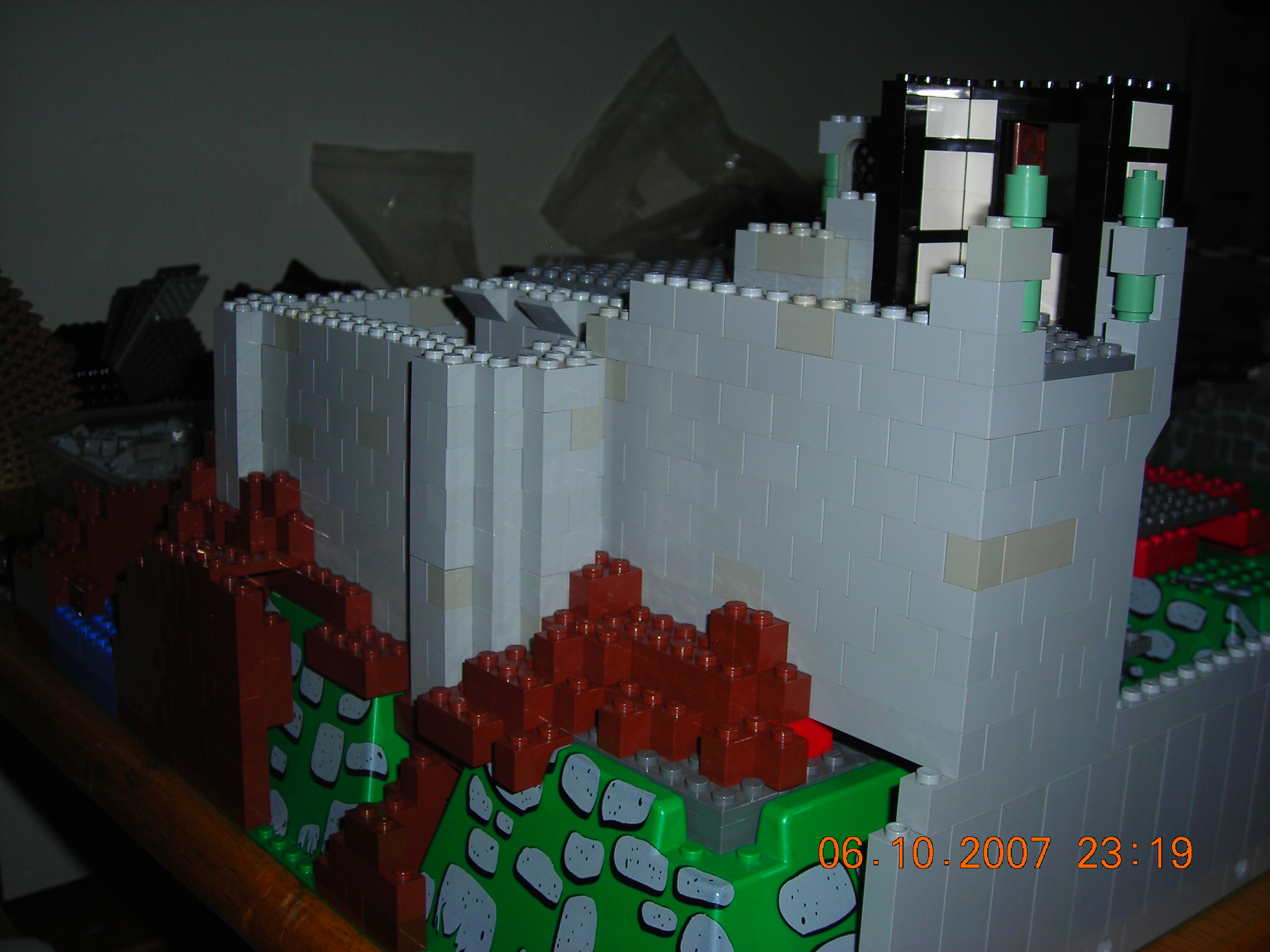 00_light_grey_castle_construction_017.jpg