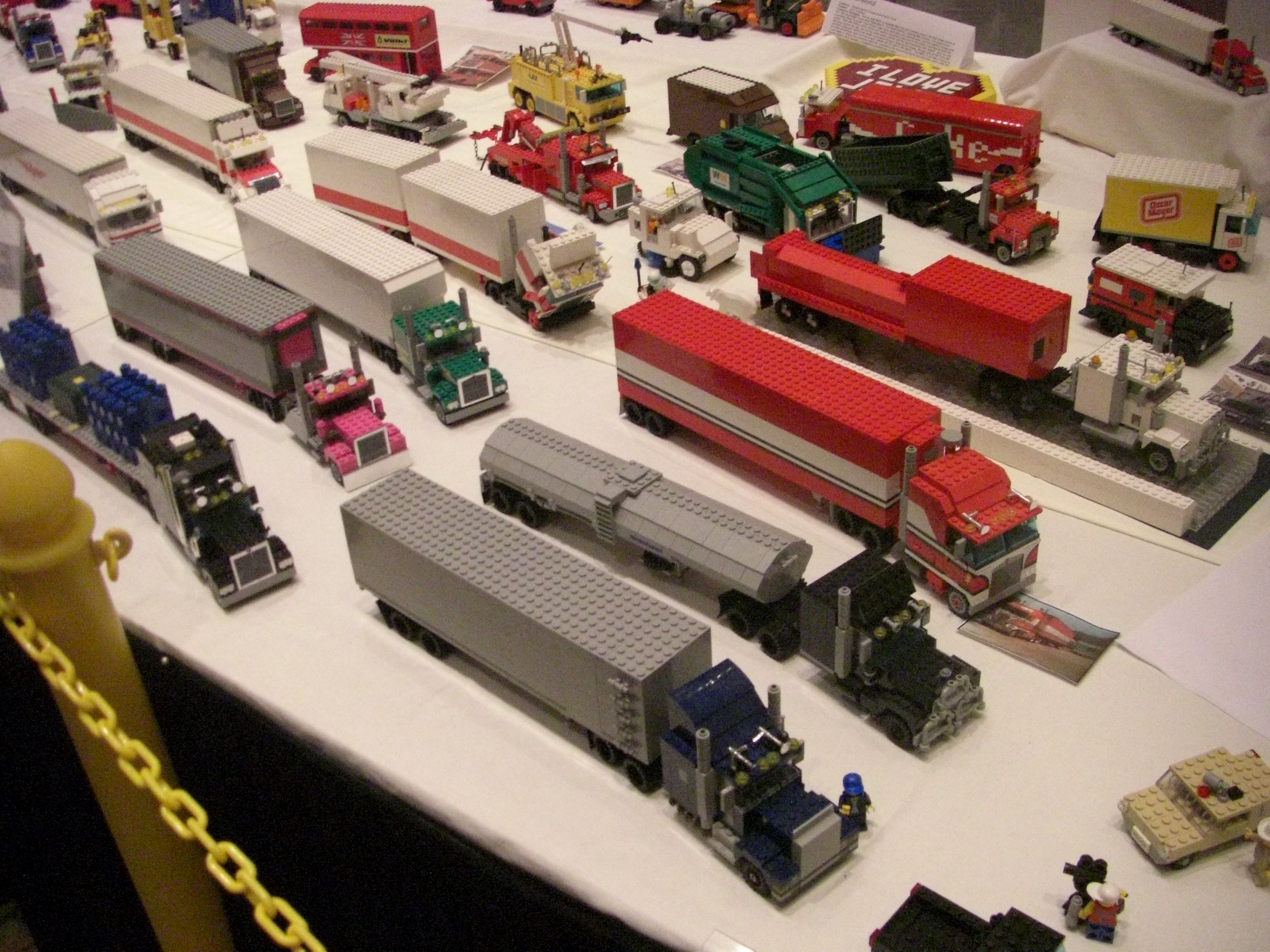 brickworld_2010_002.jpg