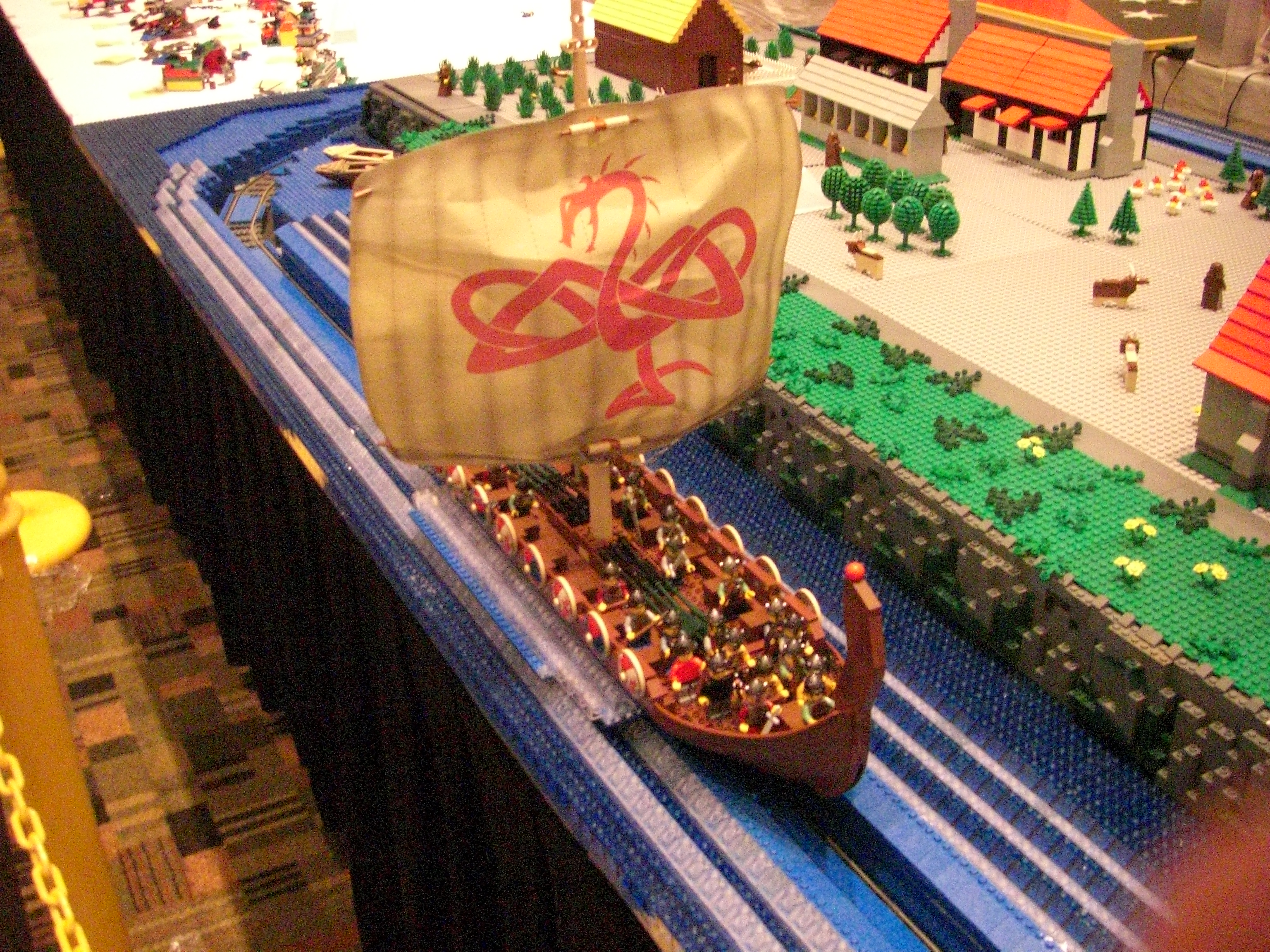 brickworld_2010_004.jpg