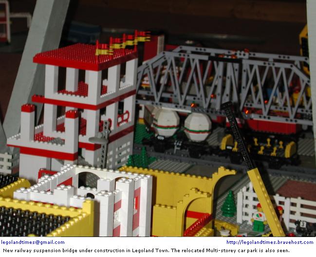 281006-legoland-city-town-train-river-05.jpg