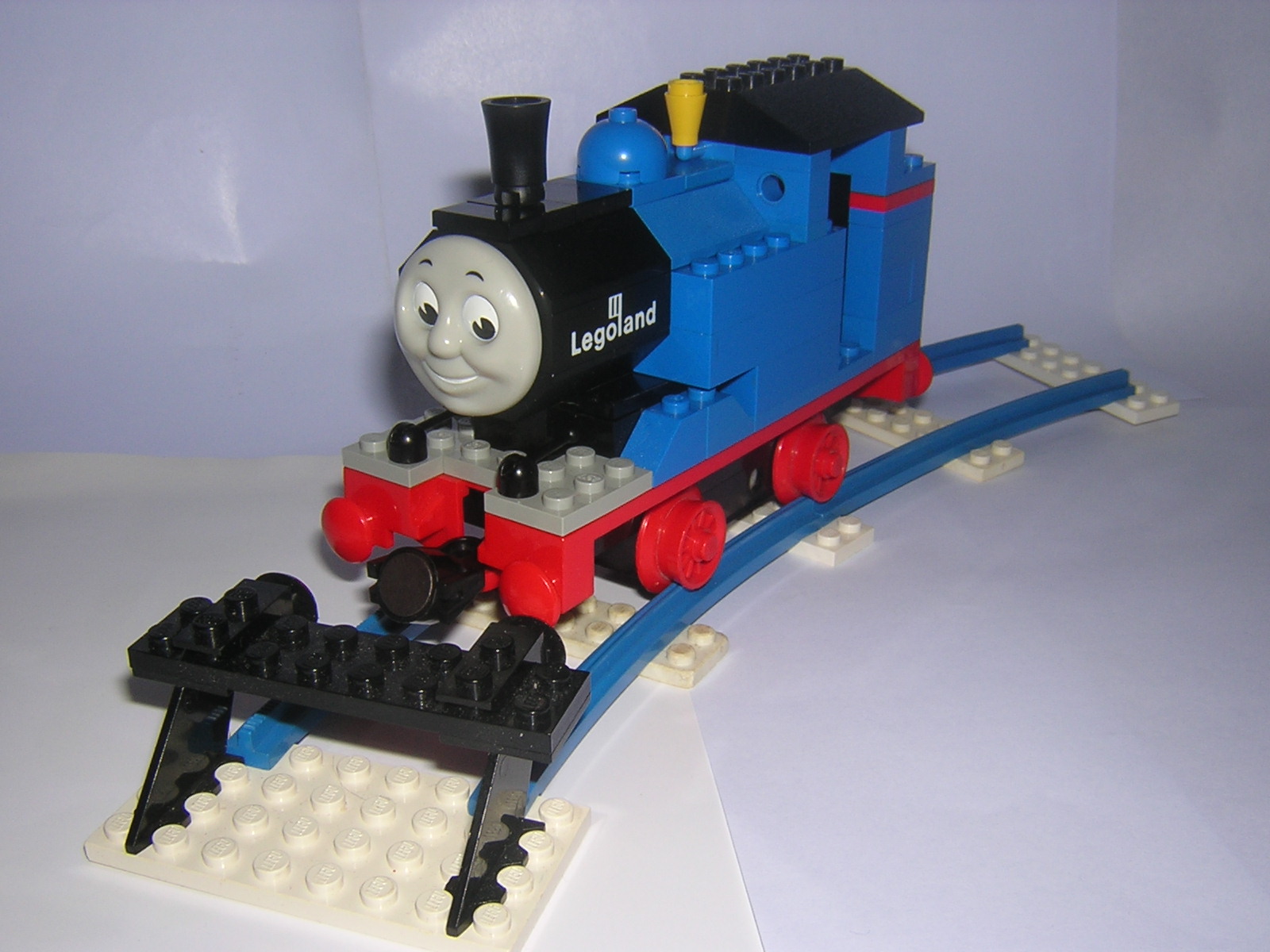 thomas4-5vb.jpg